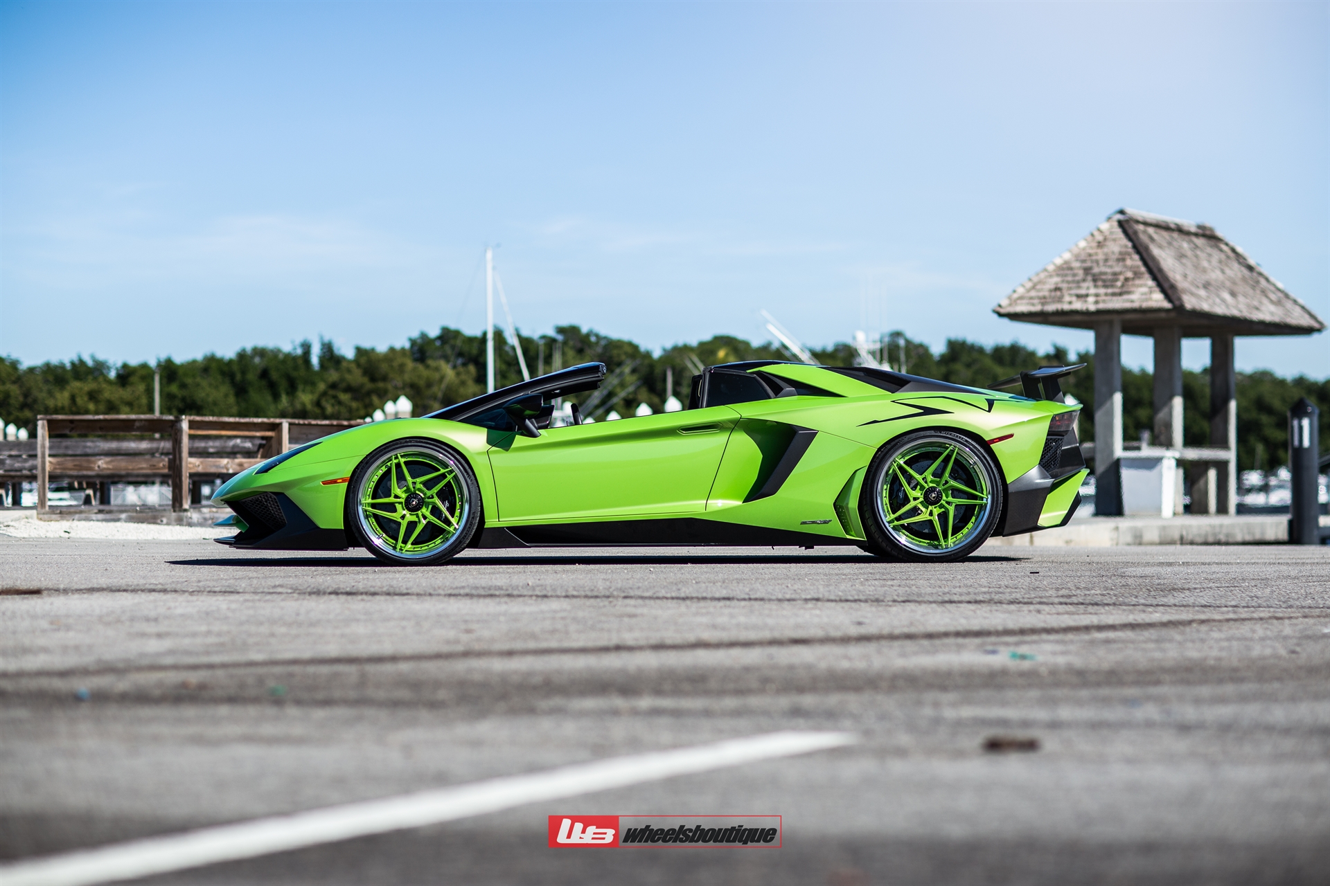 Lamborghini Aventador SV Roadster | Verde Ithaca | on ANRKY S3-X3 | PPG Color Matched: Verde Ithaca Center