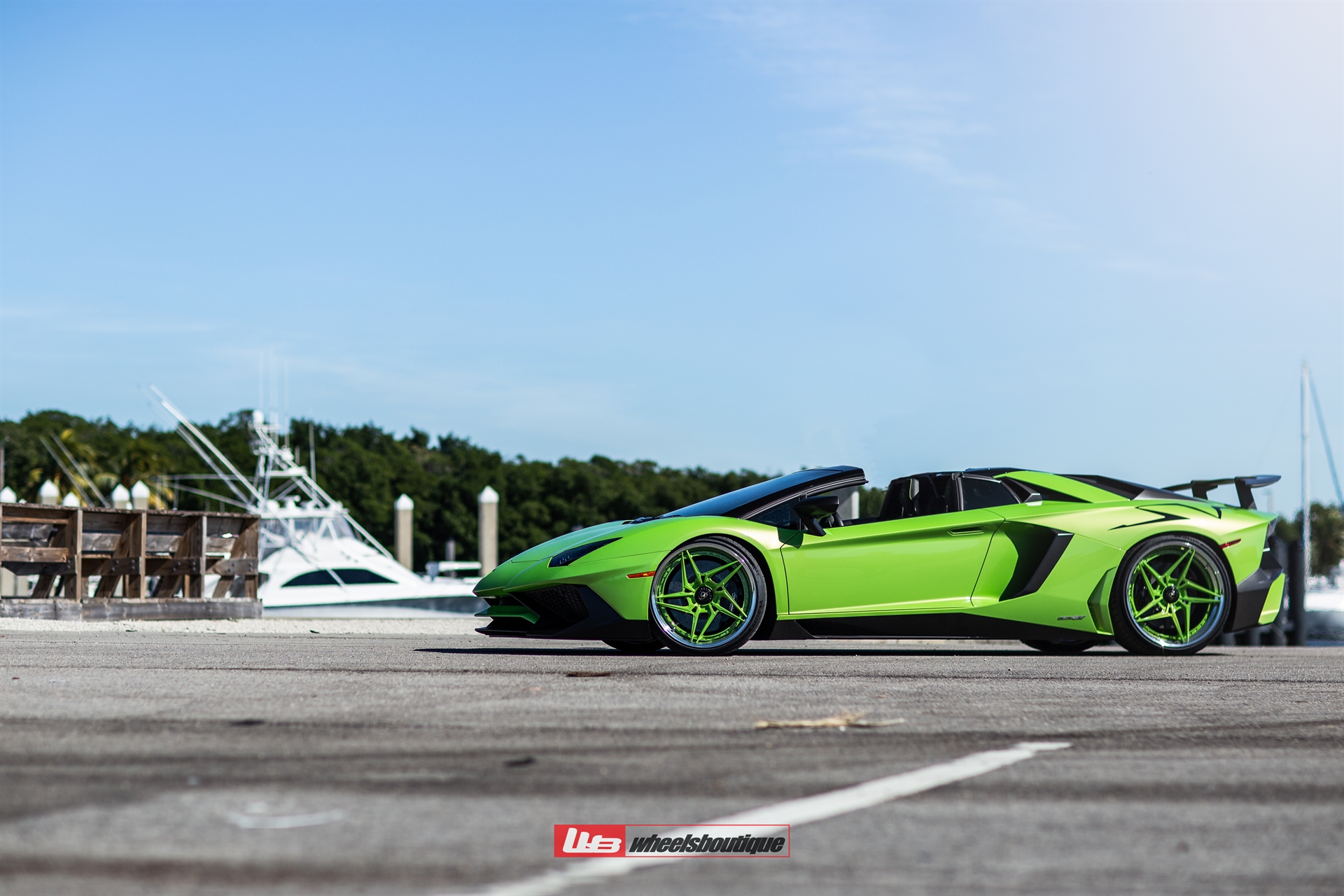 Lamborghini Aventador SV Roadster | Verde Ithaca | on ANRKY S3-X3 | PPG Color Matched: Verde Ithaca Center