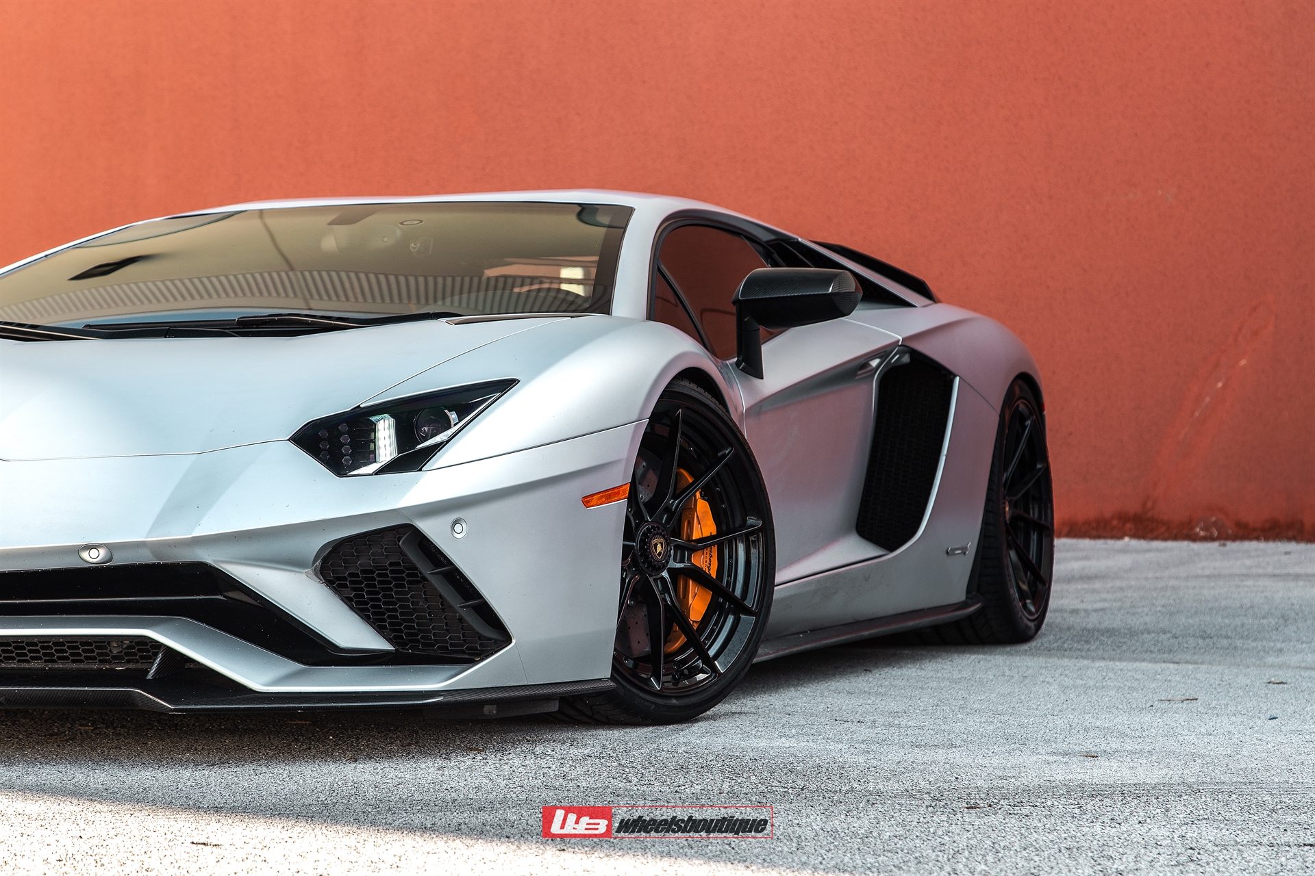 Lamborghini Aventador S | | on ANRKY AN22 | Gloss Black
