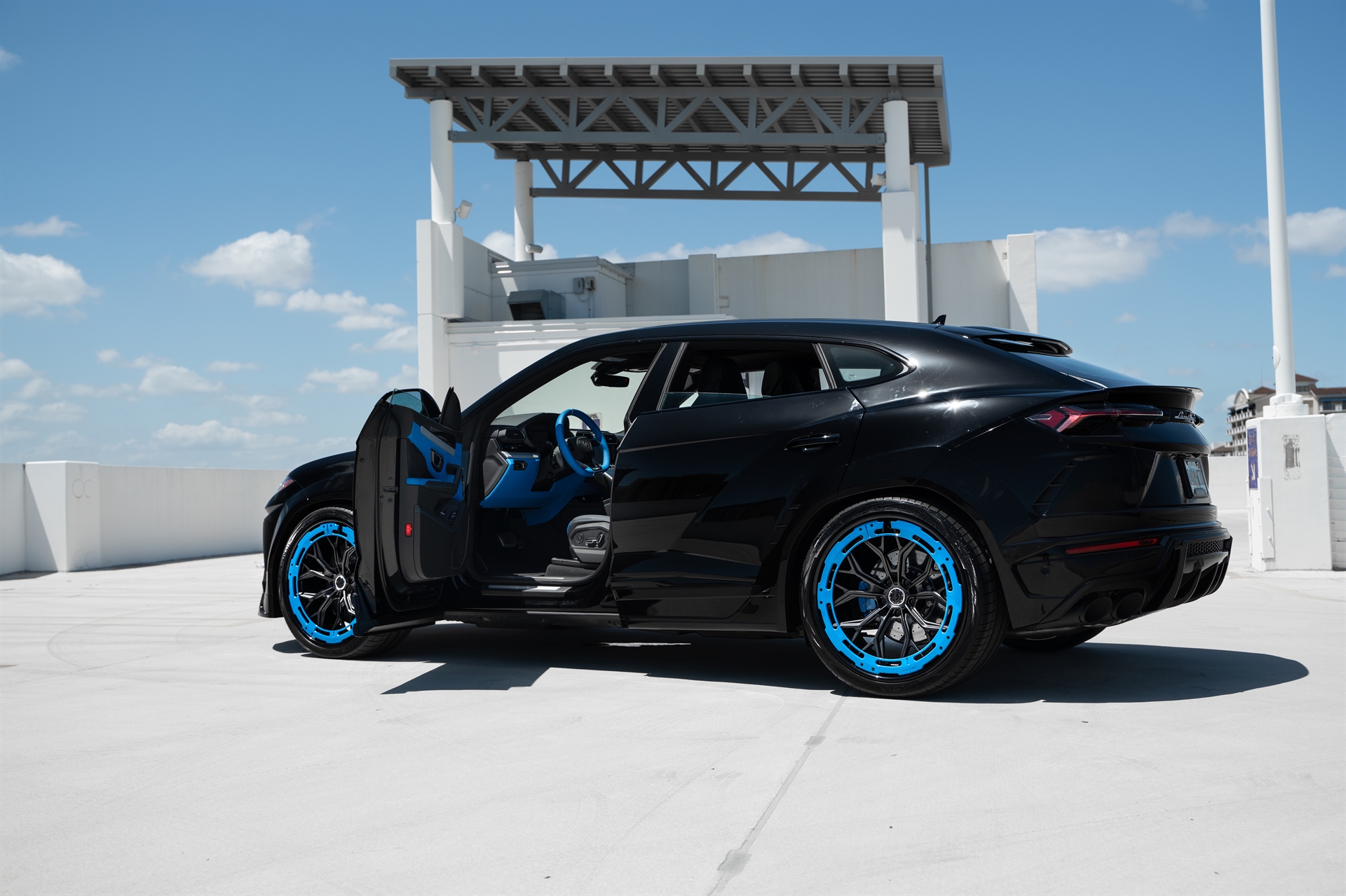 Novitec Urus | | on AL13 R80-109R | Satin Black