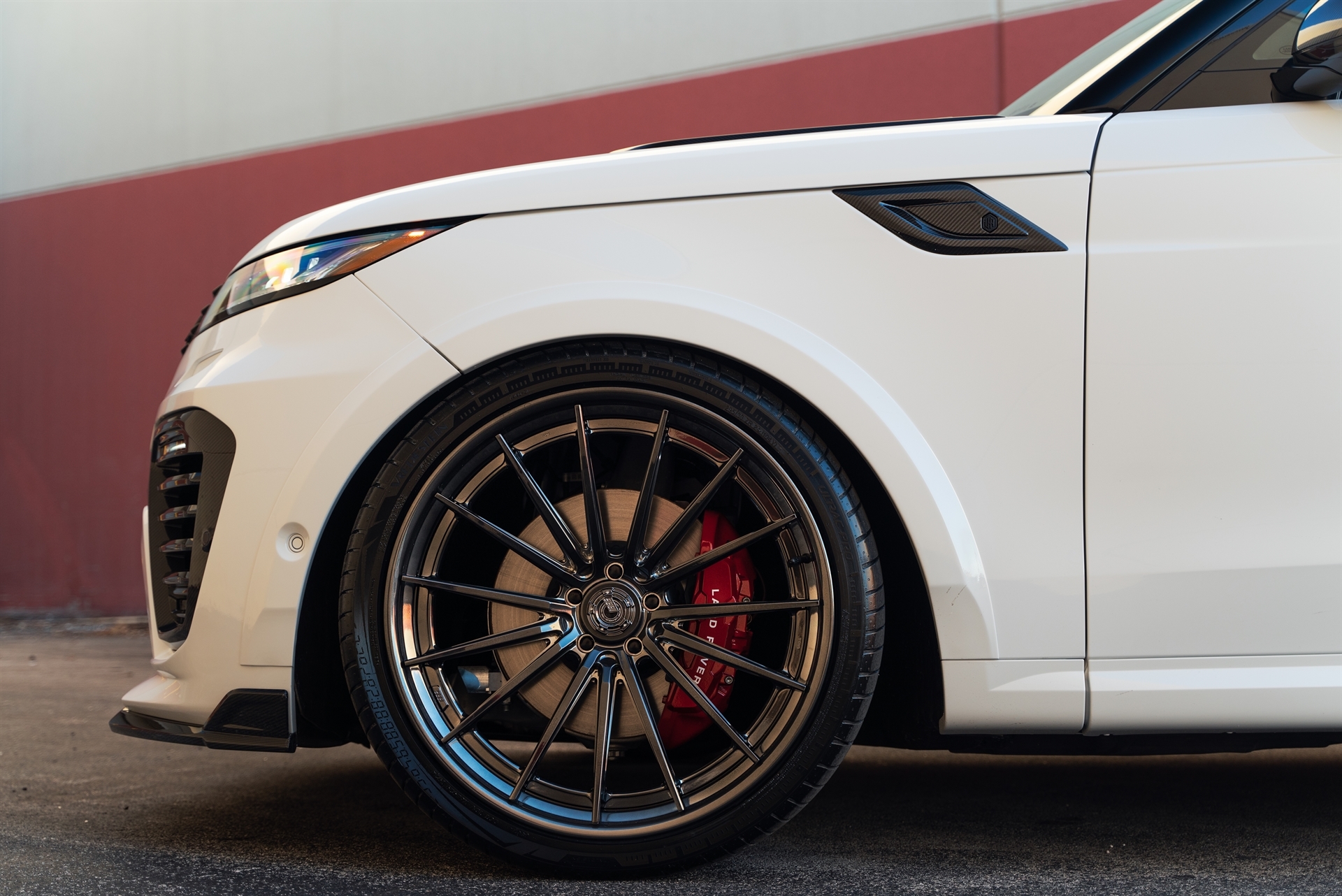 Urban Automotive Range Rover Sport | on 1886  XR016 | Mirror Polished Smoke