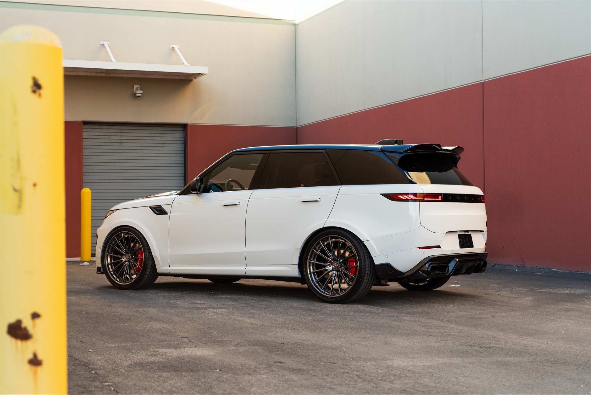 Urban Automotive Range Rover Sport | on 1886  XR016 | Mirror Polished Smoke