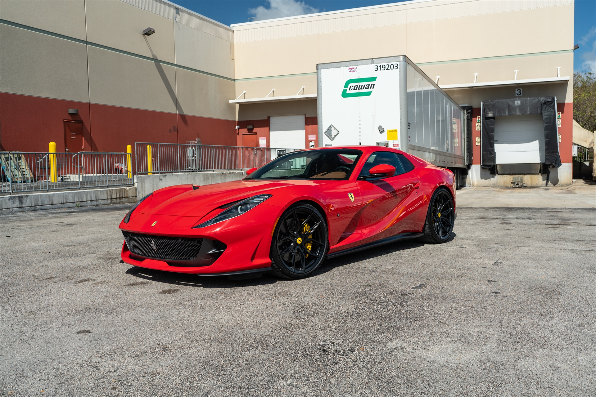 Ferrari 812 GTS | Rosso Corsa | on Novitec NF11 | Satin Black