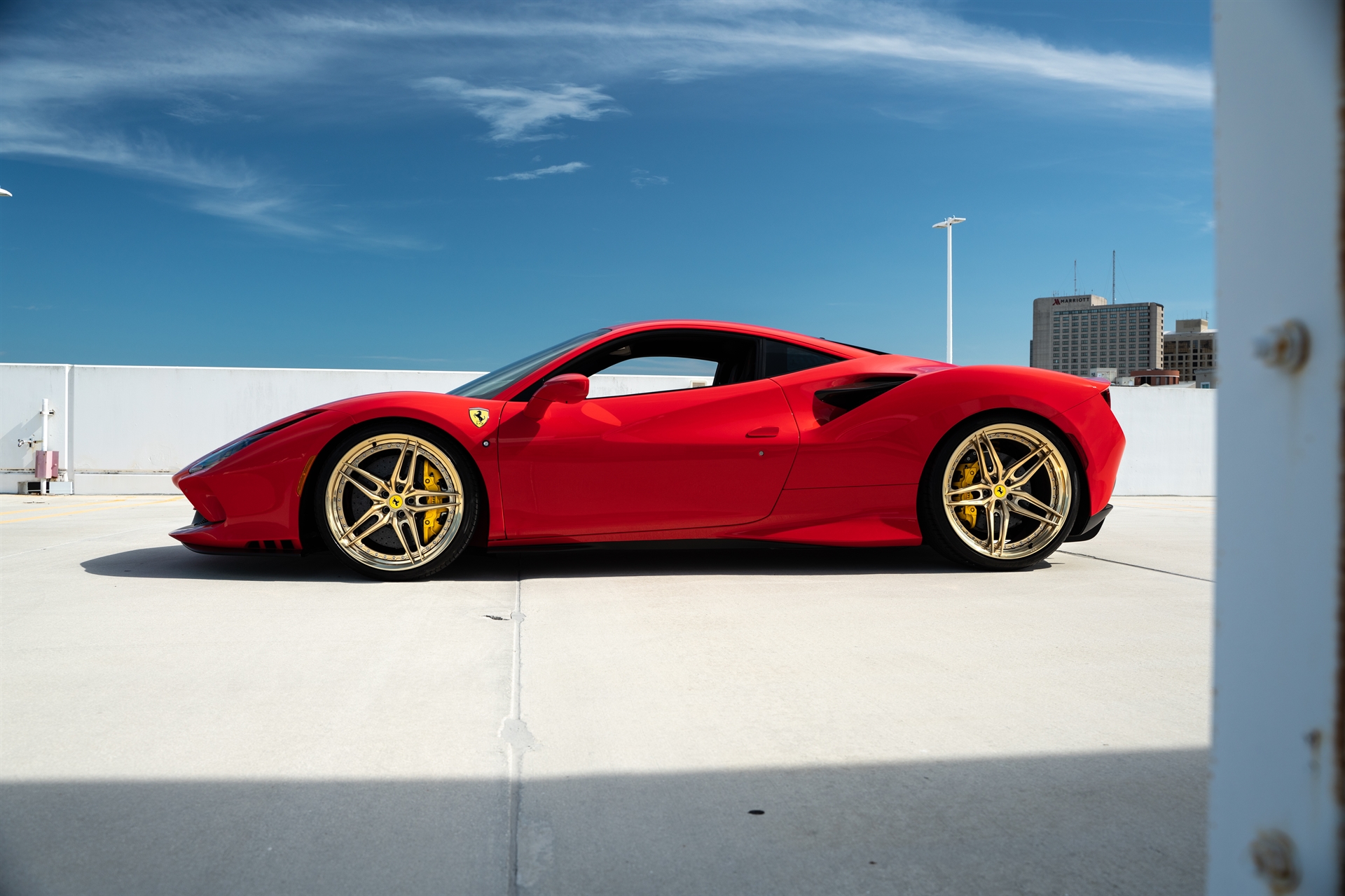 Ferrari F8 | Rosso Corsa | on HRE S107SC | Frozen Polished Gold
