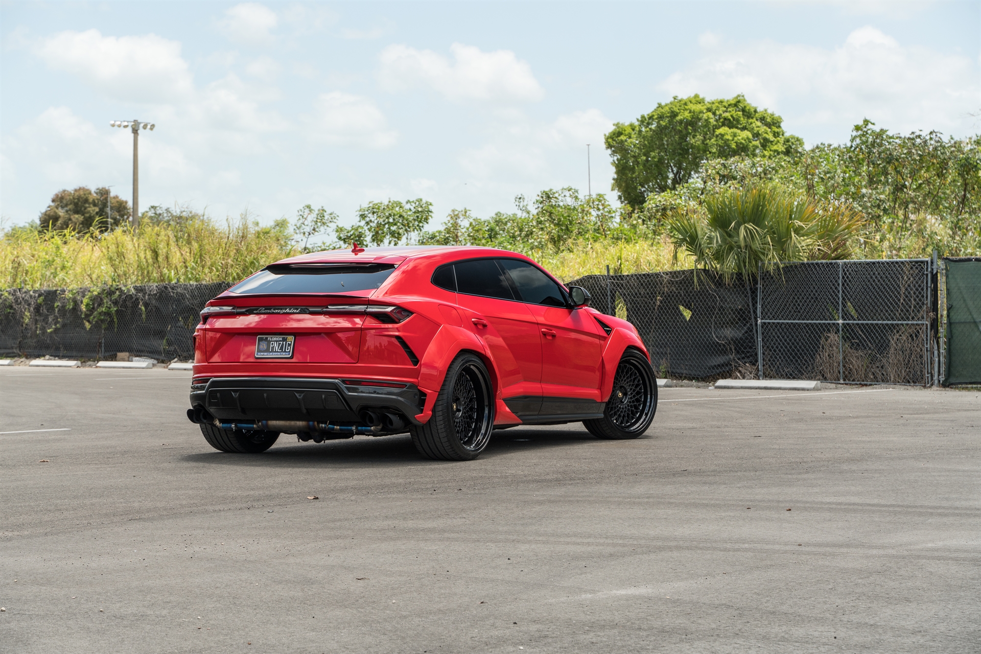 1016 Industries: Urus | Rosso Mars | on 1886 S009 | Satin Black