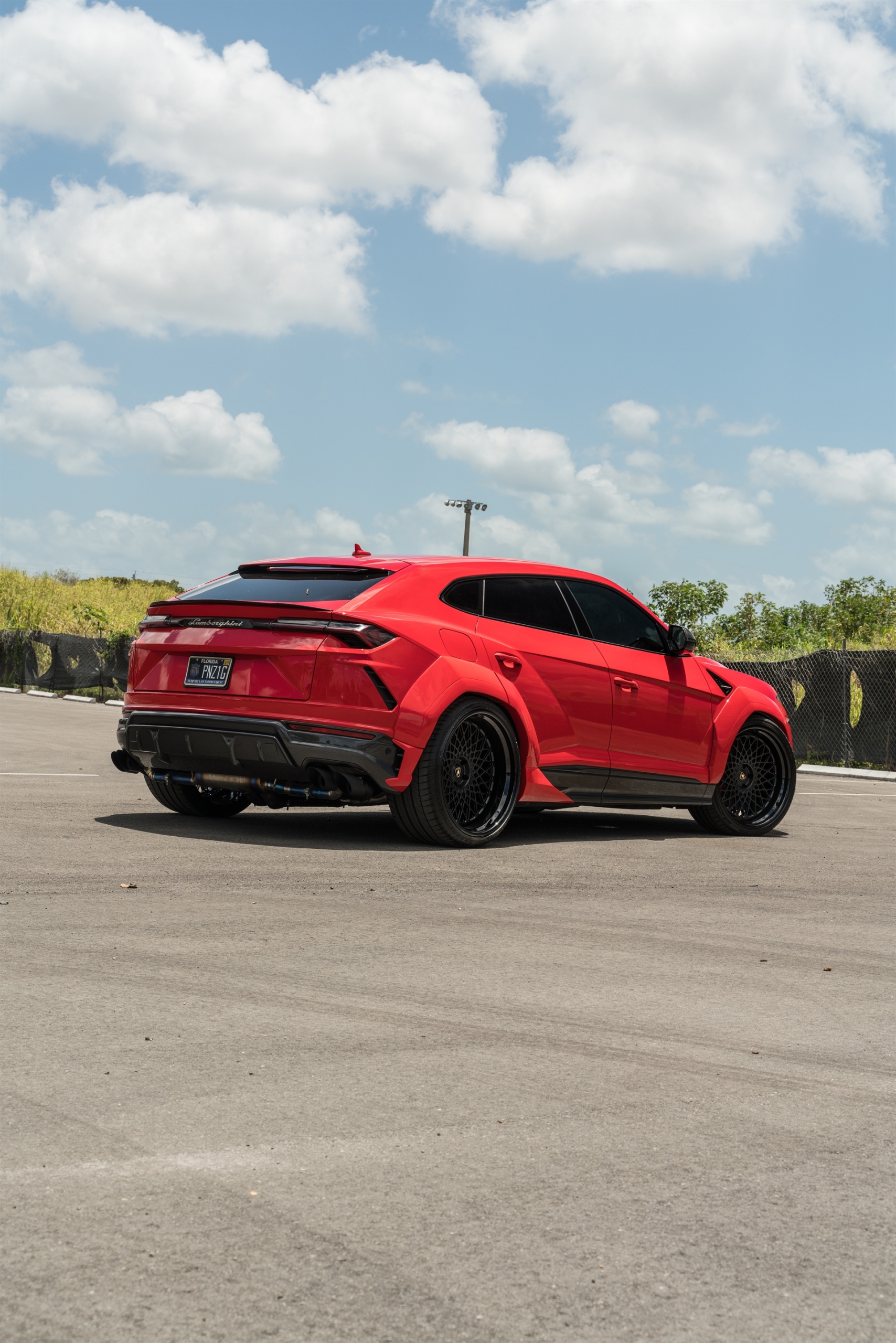 1016 Industries: Urus | Rosso Mars | on 1886 S009 | Satin Black
