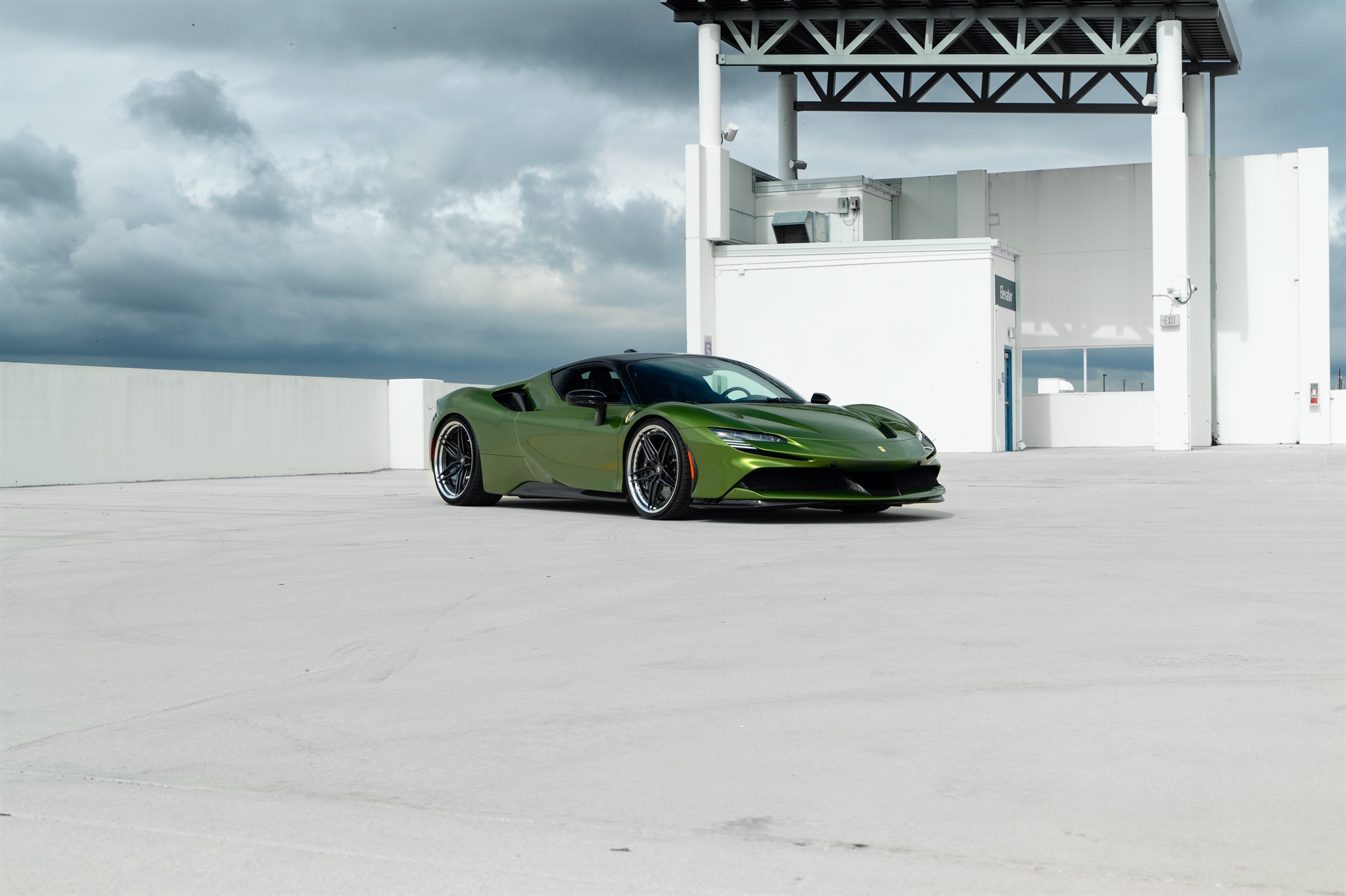 Ferrari SF90 | Python Green | on HRE S107SC | Satin Black