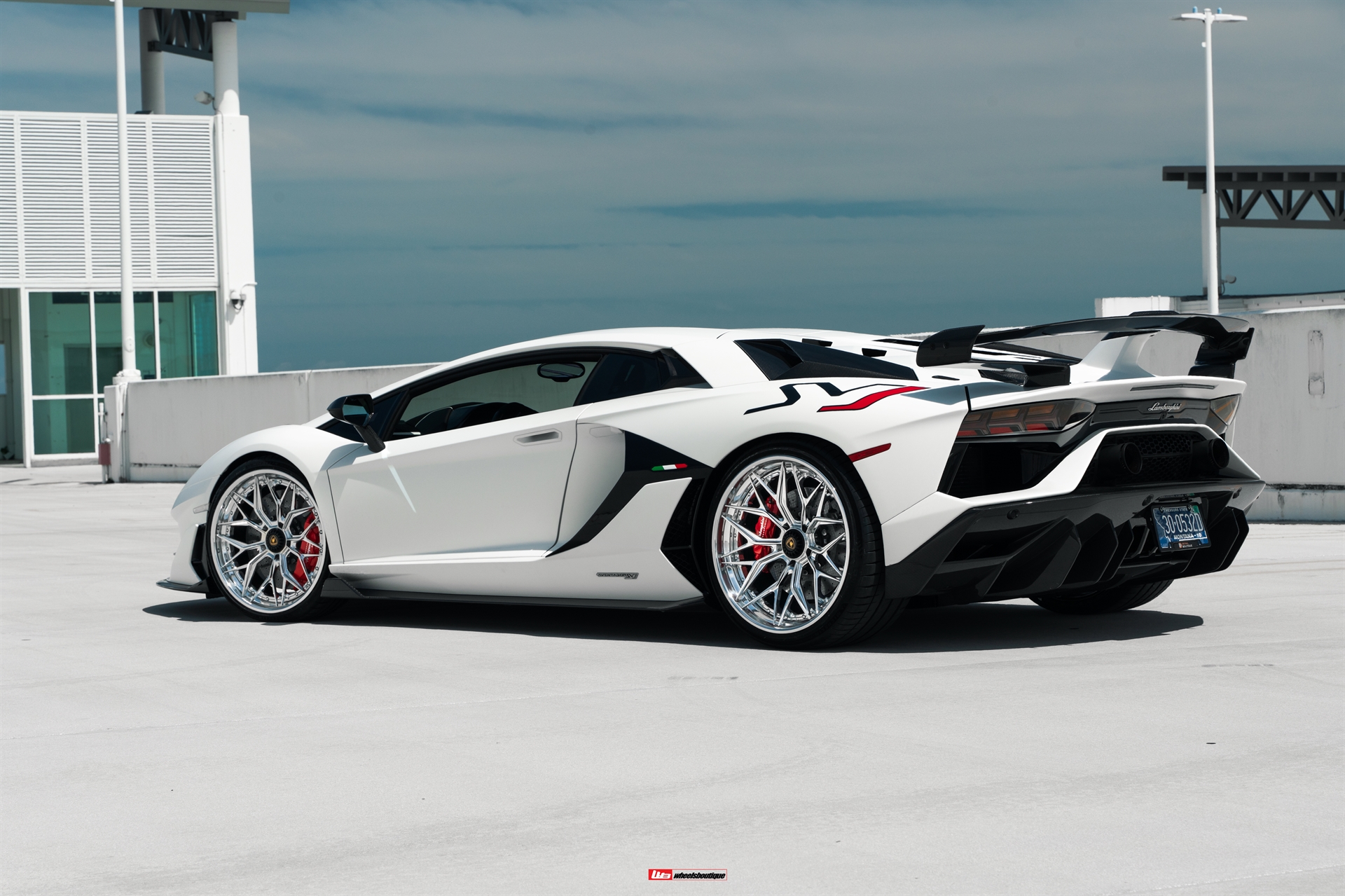 Lamborghini Aventador SVJ | | on AL13 R80 | Two-Tone: Brushed Clear Face + Polished Clear Windows 