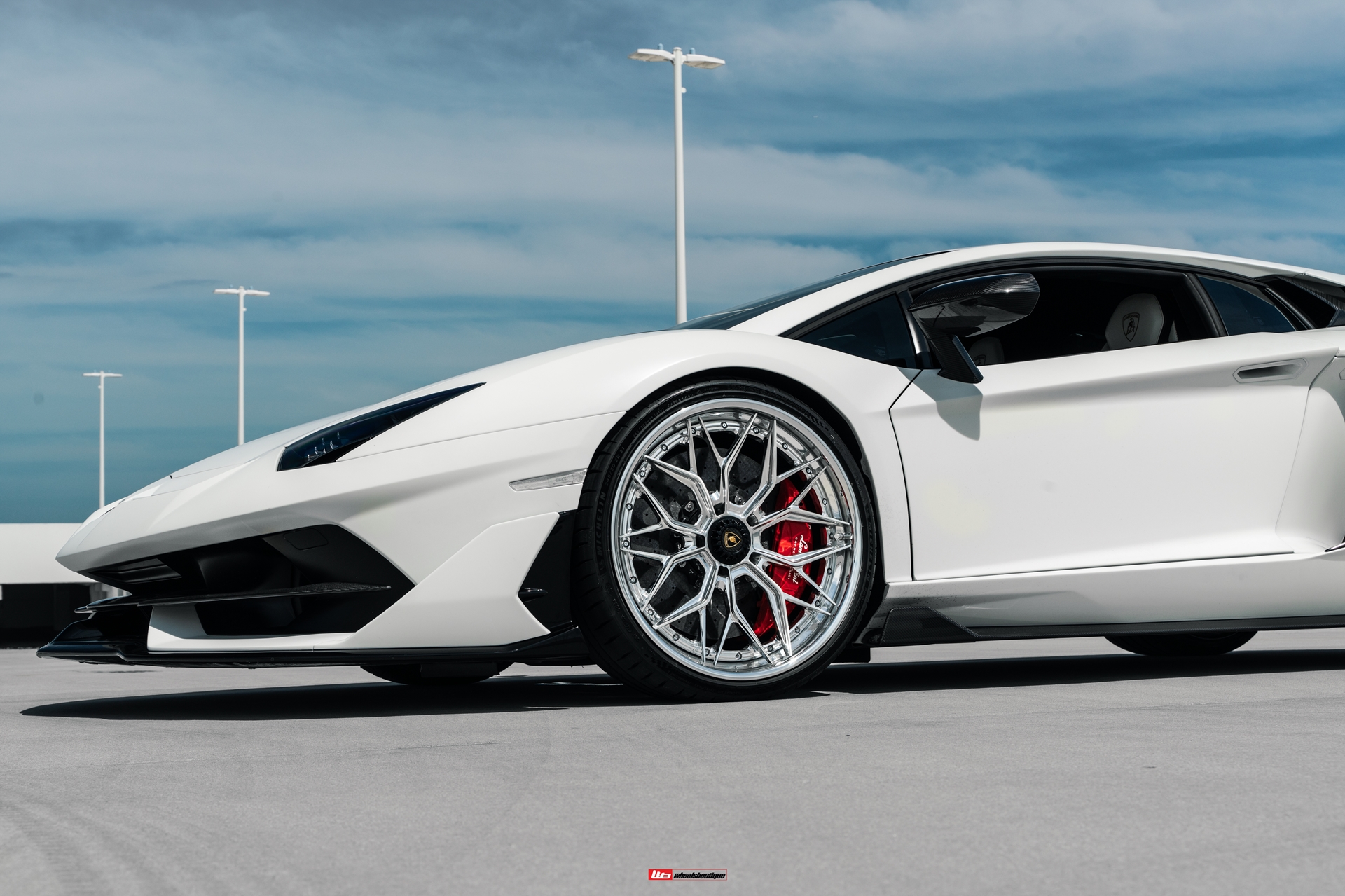 Lamborghini Aventador SVJ | | on AL13 R80 | Two-Tone: Brushed Clear Face + Polished Clear Windows 