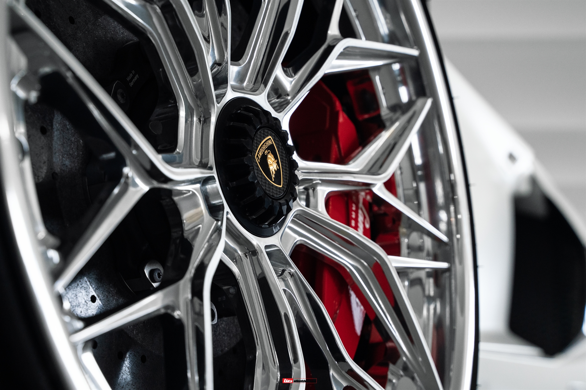 Lamborghini Aventador SVJ | | on AL13 R80 | Two-Tone: Brushed Clear Face + Polished Clear Windows 