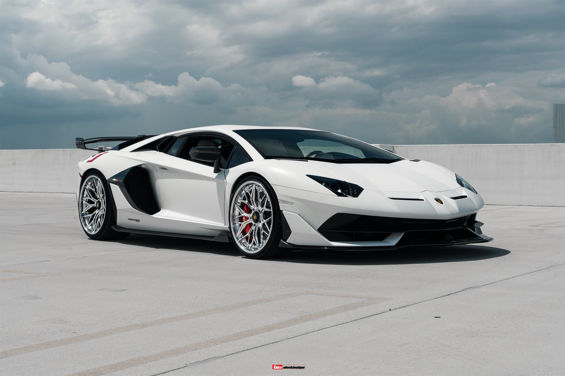 Lamborghini Aventador SVJ | | on AL13 R80 | Two-Tone: Brushed Clear Face + Polished Clear Windows 
