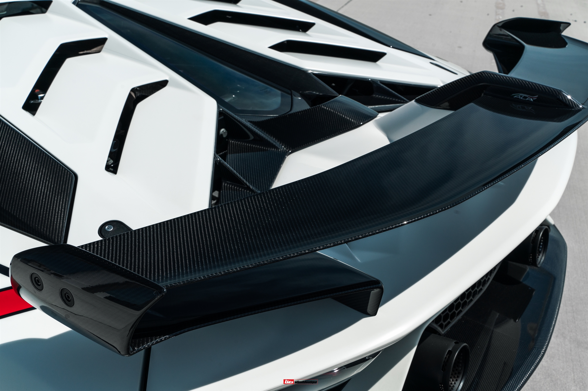 Lamborghini Aventador SVJ | | on AL13 R80 | Two-Tone: Brushed Clear Face + Polished Clear Windows 