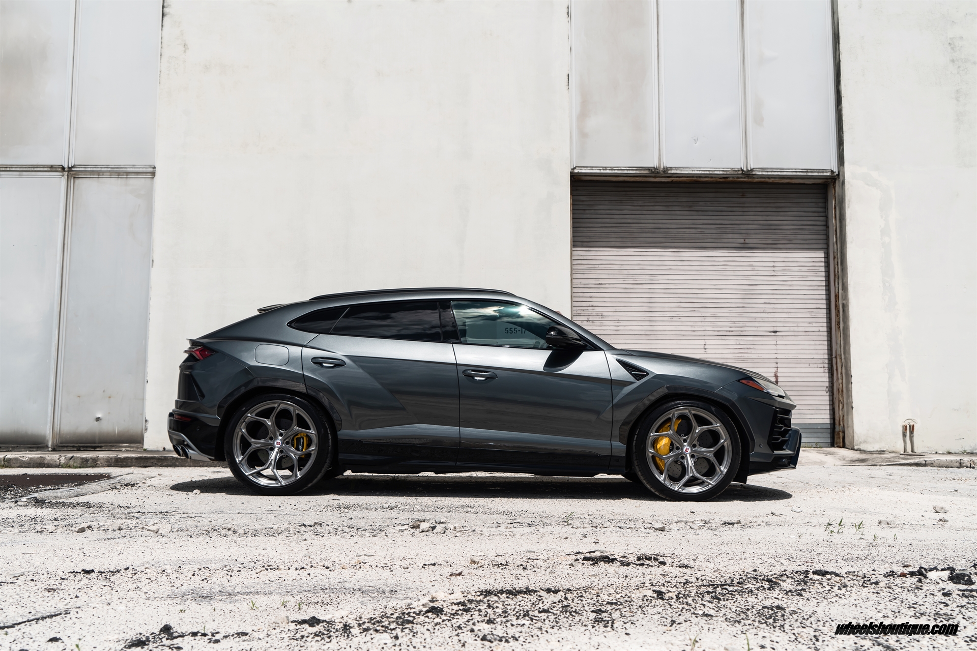 Lamborghini Urus | |  on HRE P111SC | Brushed Dark Clear