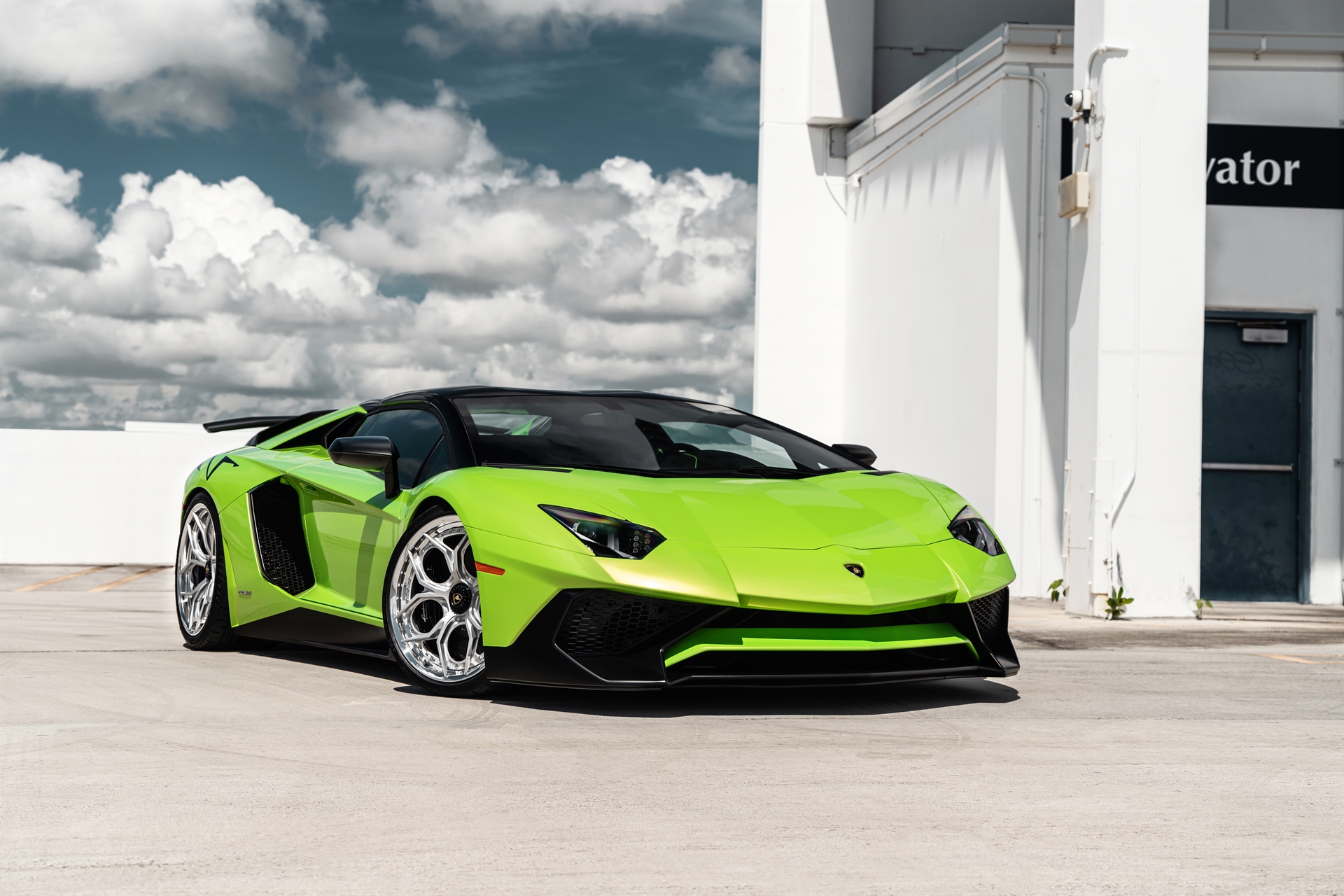 Lamborghini Aventador SV Roadster | | on HRE S111SC | Frozen Polished Clear