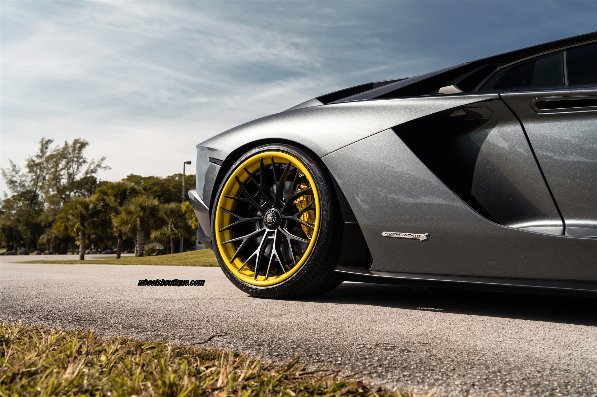 Lamborghini Aventador S | | on ANRKY AN30 | Satin Black