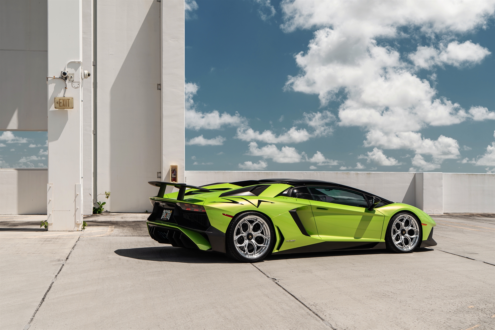 Lamborghini Aventador SV Roadster | | on HRE S111SC | Frozen Polished Clear