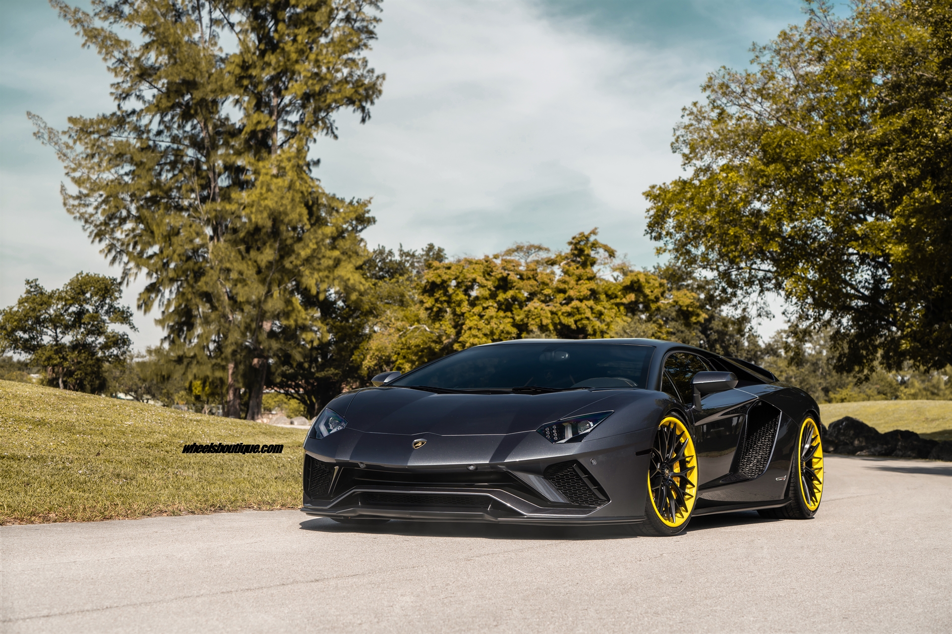 Lamborghini Aventador S | | on ANRKY AN30 | Satin Black