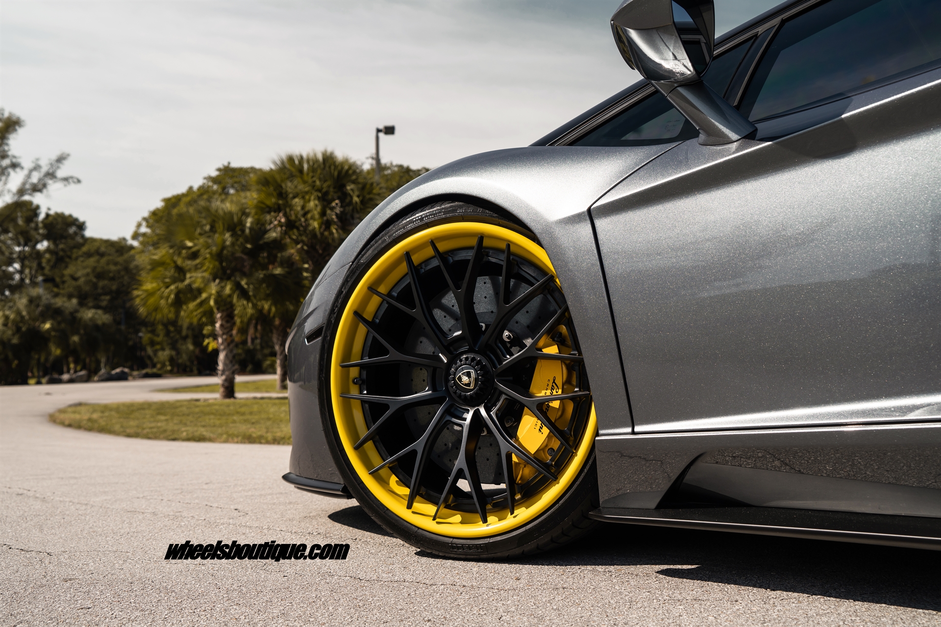 Lamborghini Aventador S | | on ANRKY AN30 | Satin Black