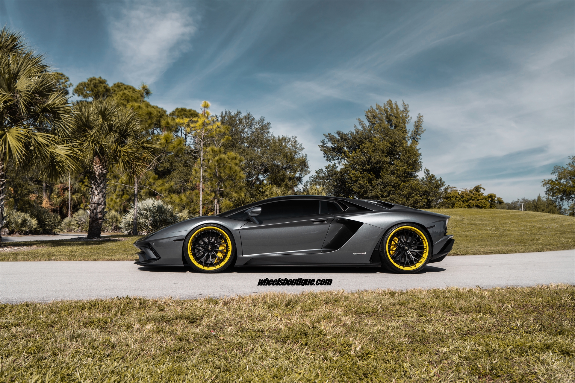 Lamborghini Aventador S | | on ANRKY AN30 | Satin Black