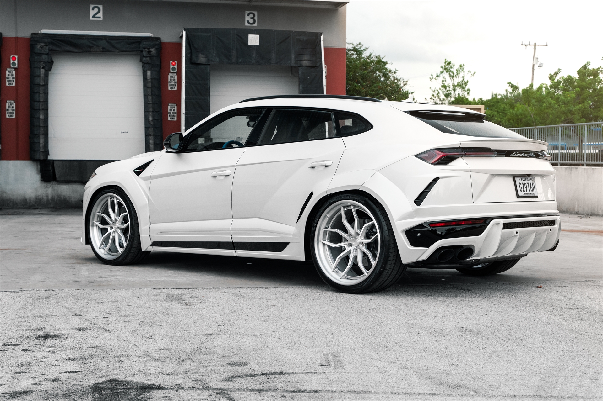 Novitecv: Urus  | | on ANRKY AN31 | Brushed Clear