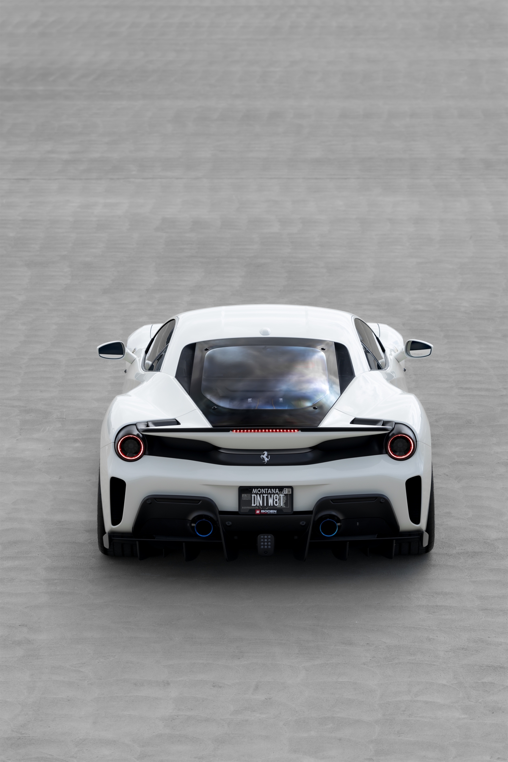 Novitec 488 Pista | Bianco Avus | on HRE P104SC | Satin White Gold