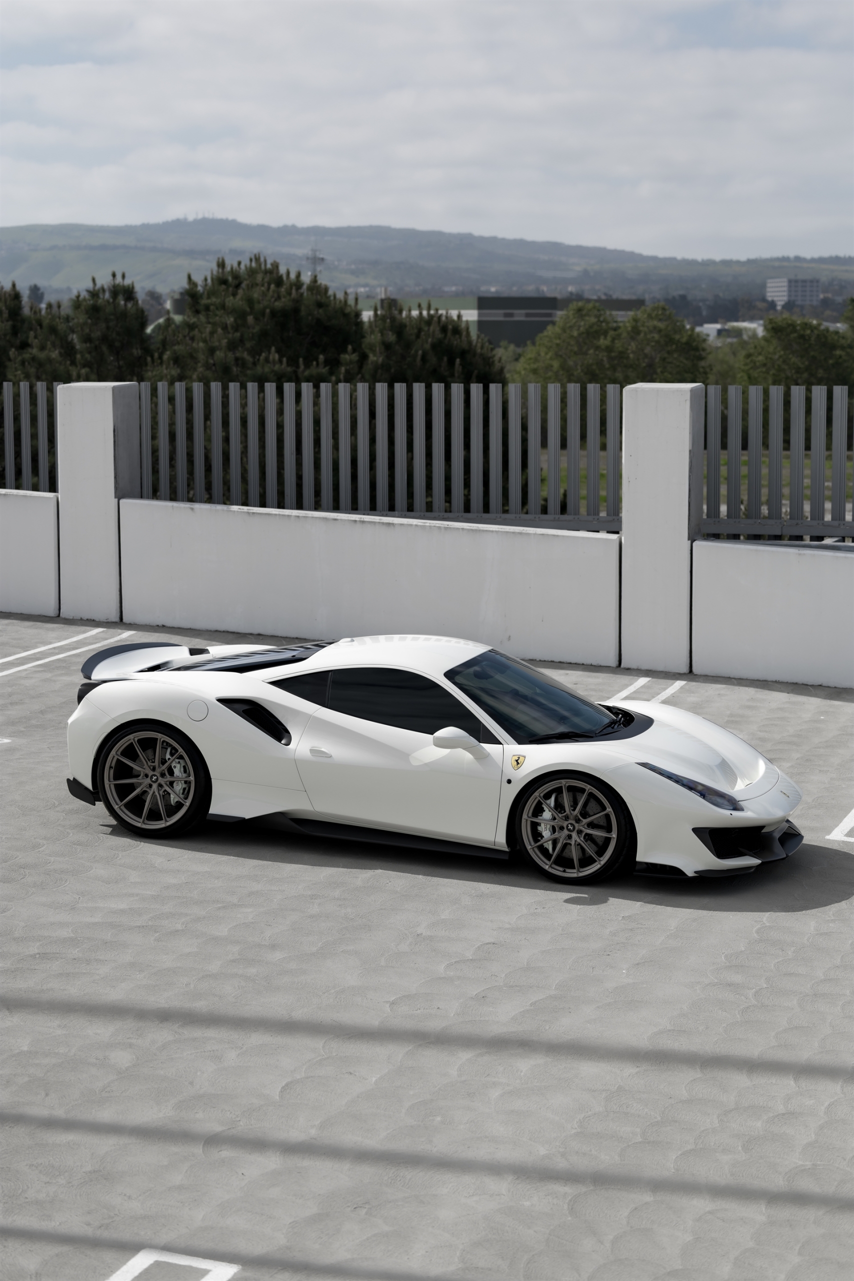 Novitec 488 Pista | Bianco Avus | on HRE P104SC | Satin White Gold