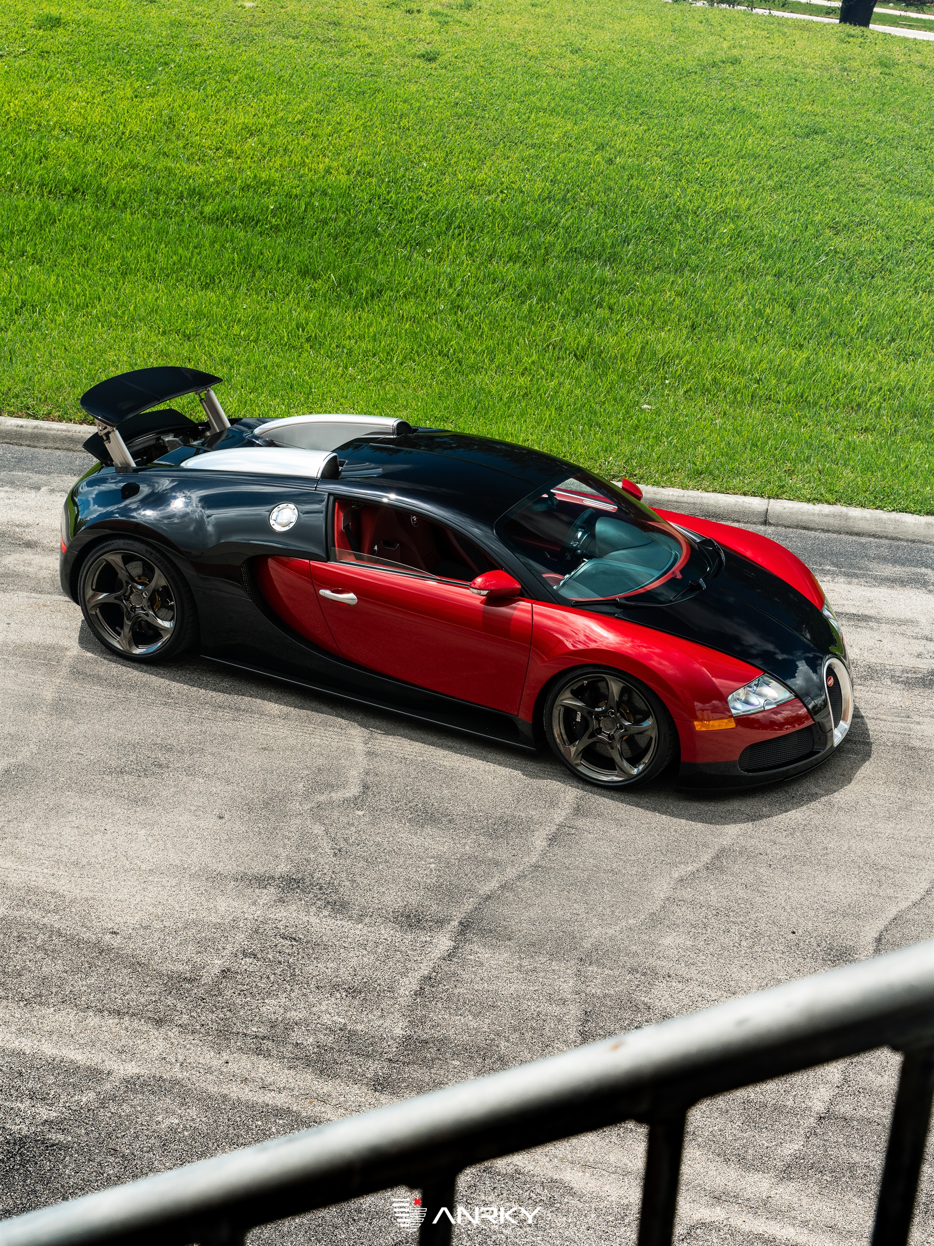Bugatti Veyron | on ANRKY XR-105 | Mirror Polished Smoked