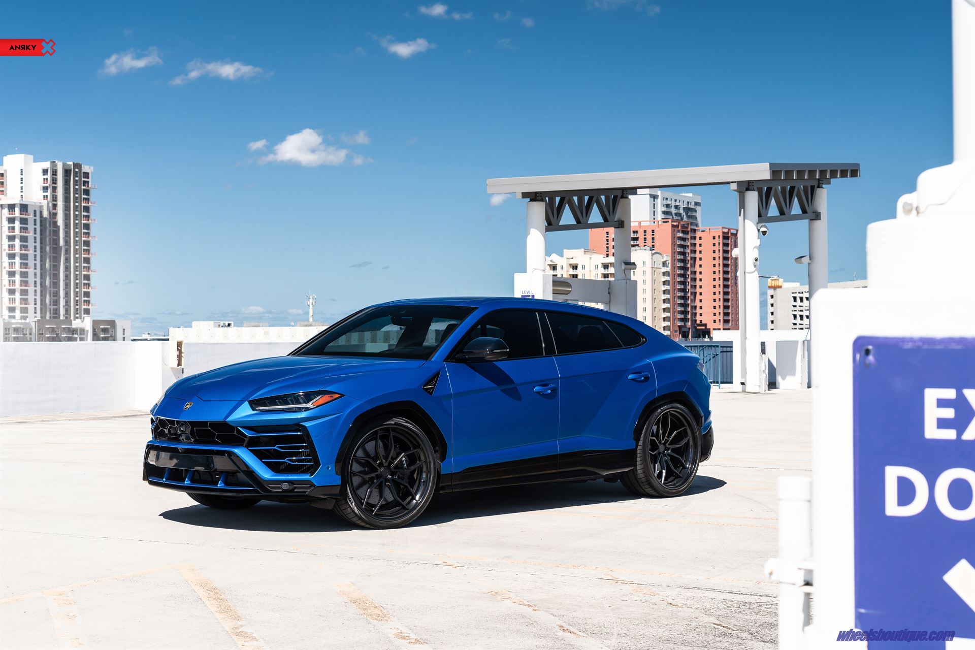 Lamborghini Urus | | on ANRKY AN31 | Satin Black