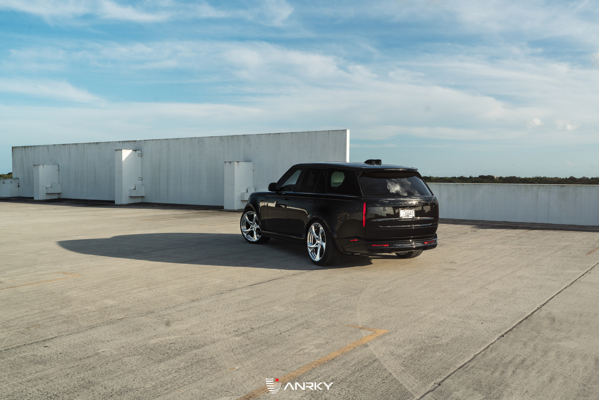 1016 Industries Range Rover | Santorini Black | on ANRKY XR-205 | Mirror Polished Clear