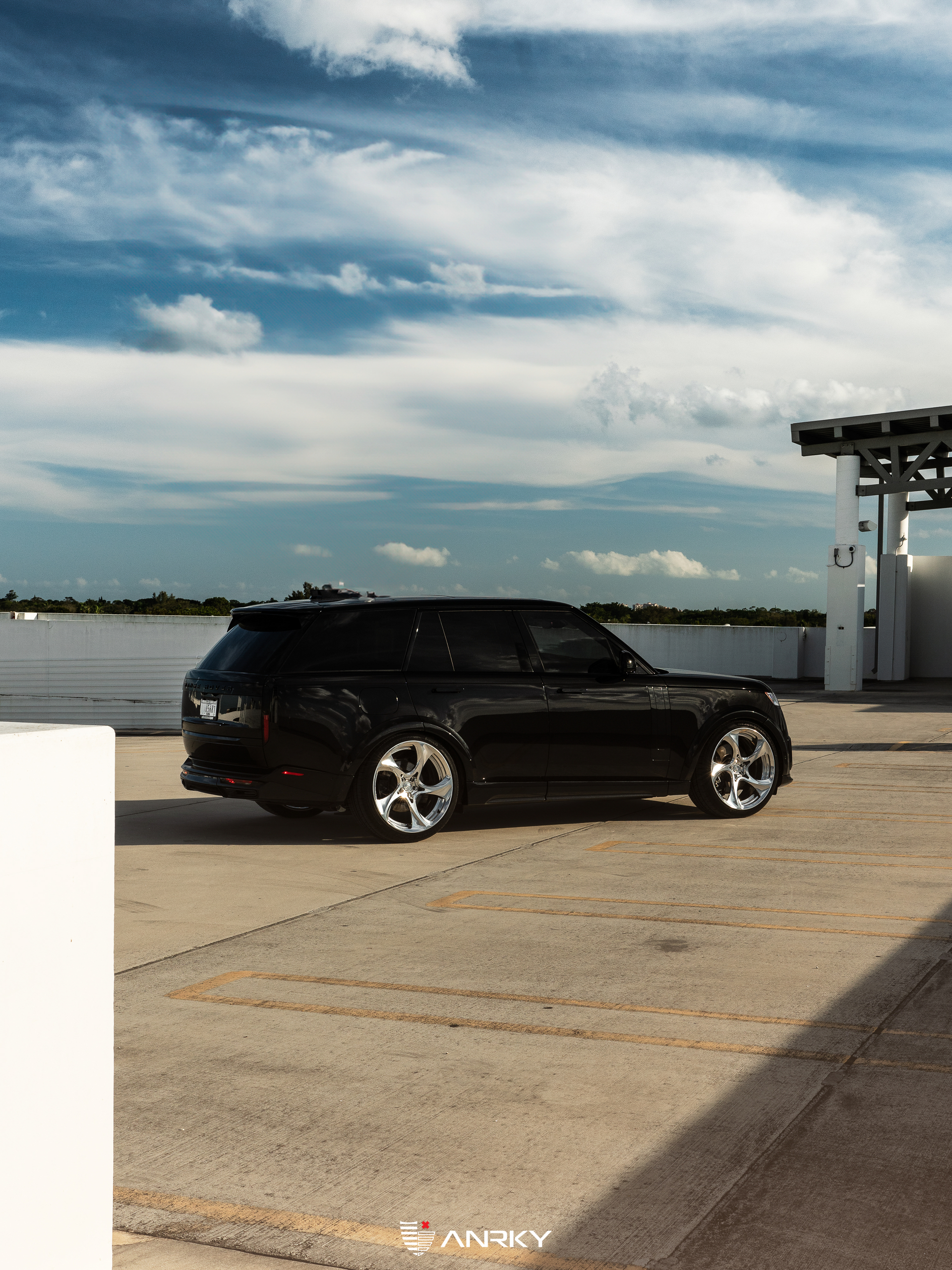 1016 Industries Range Rover | Santorini Black | on ANRKY XR-205 | Mirror Polished Clear