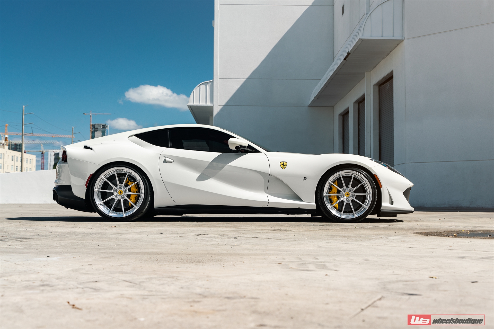 Ferrari 812 | Bianco Avus | on ANRKY AN28 | Polished Clear