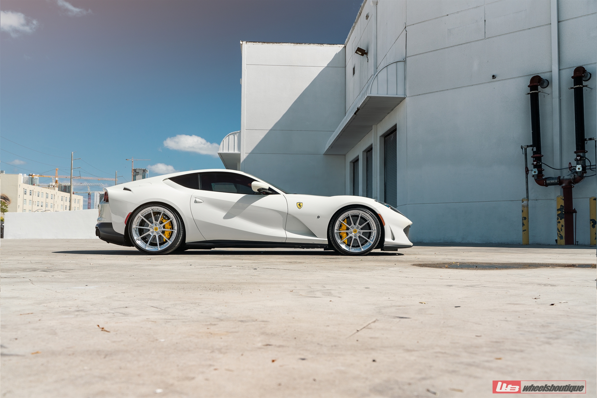 Ferrari 812 | Bianco Avus | on ANRKY AN28 | Polished Clear