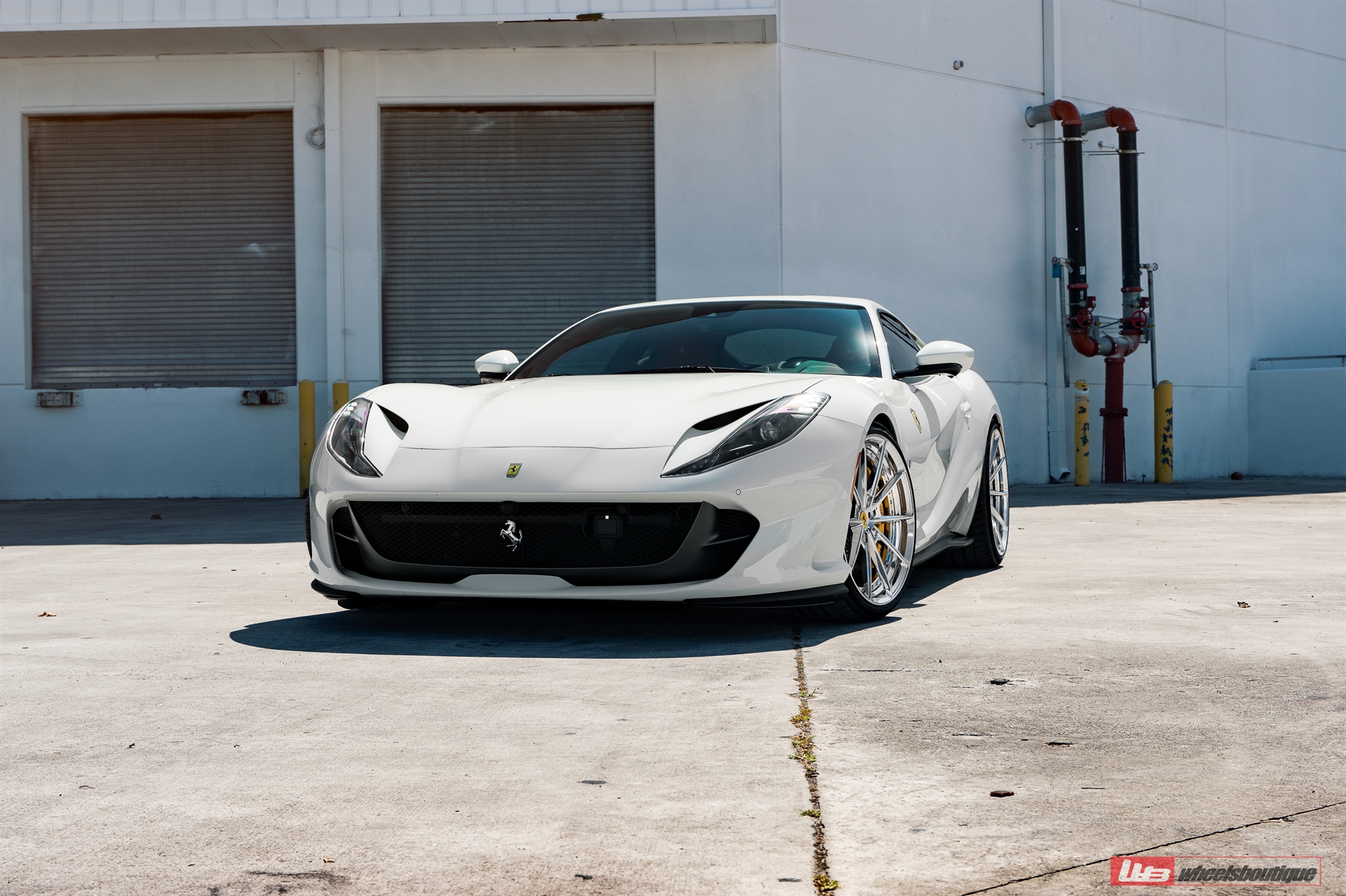 Ferrari 812 | Bianco Avus | on ANRKY AN28 | Polished Clear