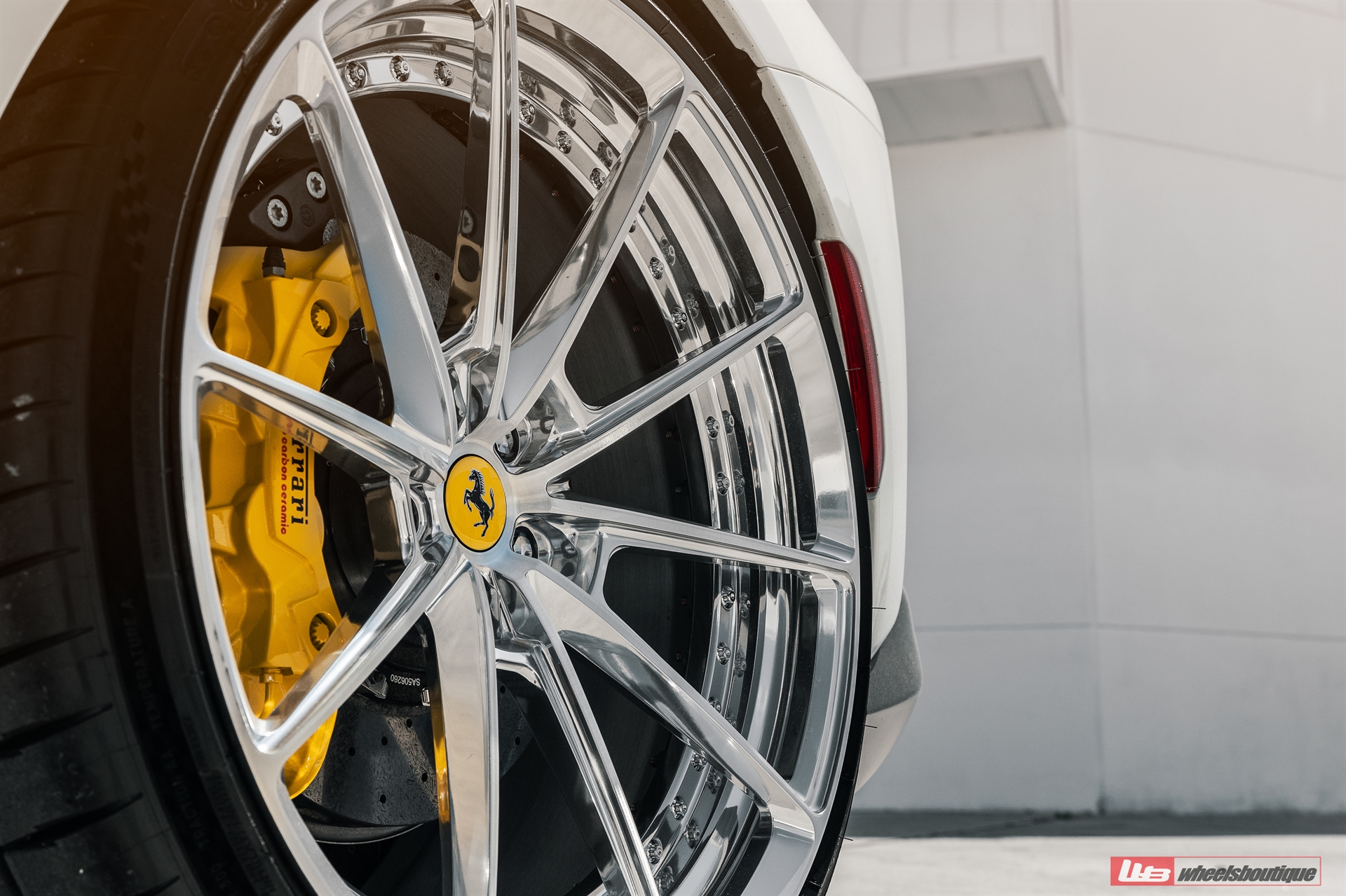 Ferrari 812 | Bianco Avus | on ANRKY AN28 | Polished Clear