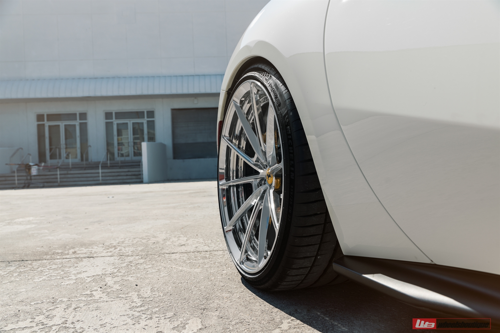 Ferrari 812 | Bianco Avus | on ANRKY AN28 | Polished Clear