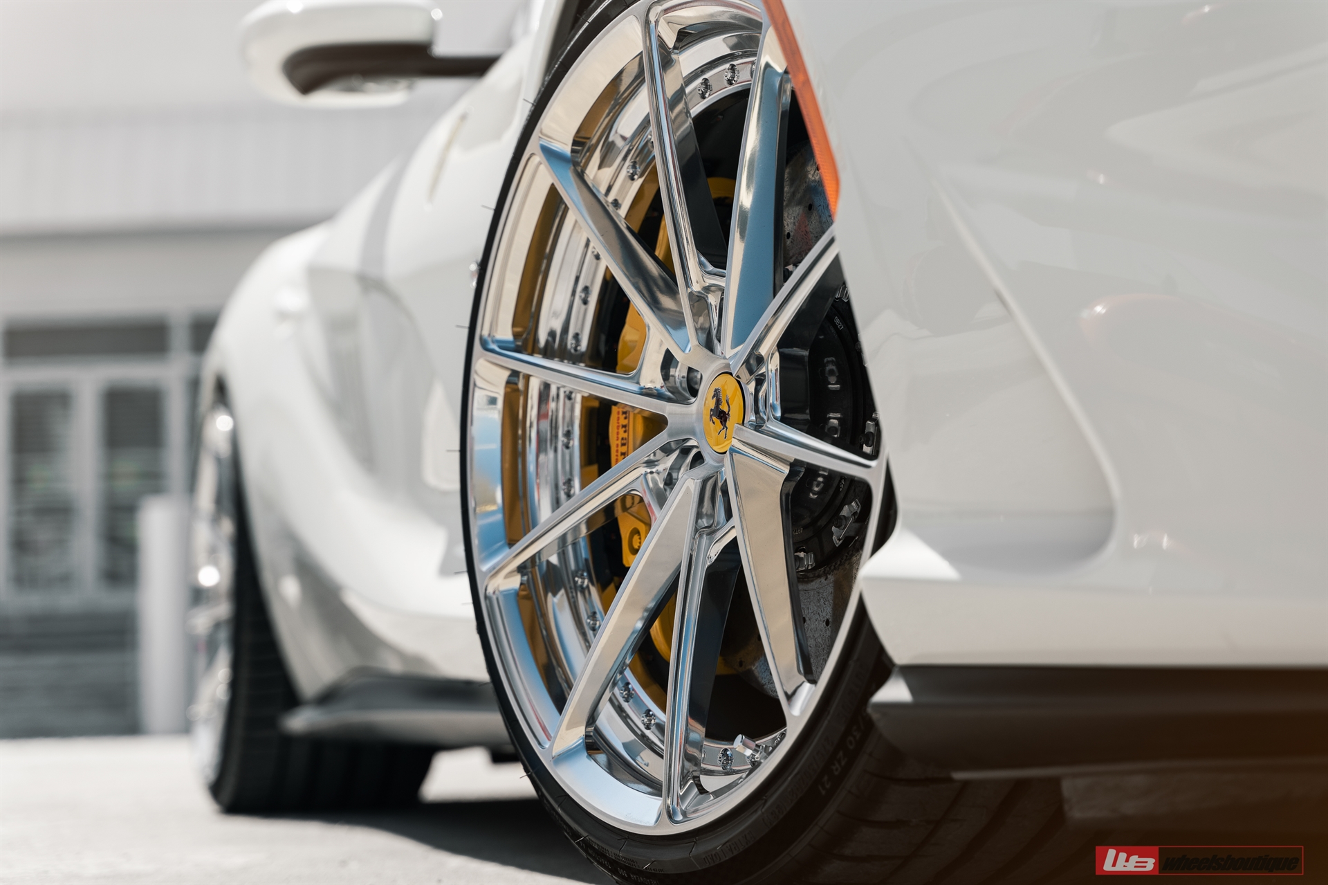 Ferrari 812 | Bianco Avus | on ANRKY AN28 | Polished Clear
