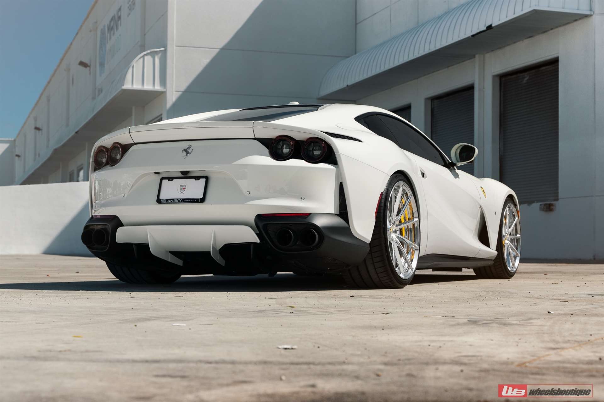 Ferrari 812 | Bianco Avus | on ANRKY AN28 | Polished Clear