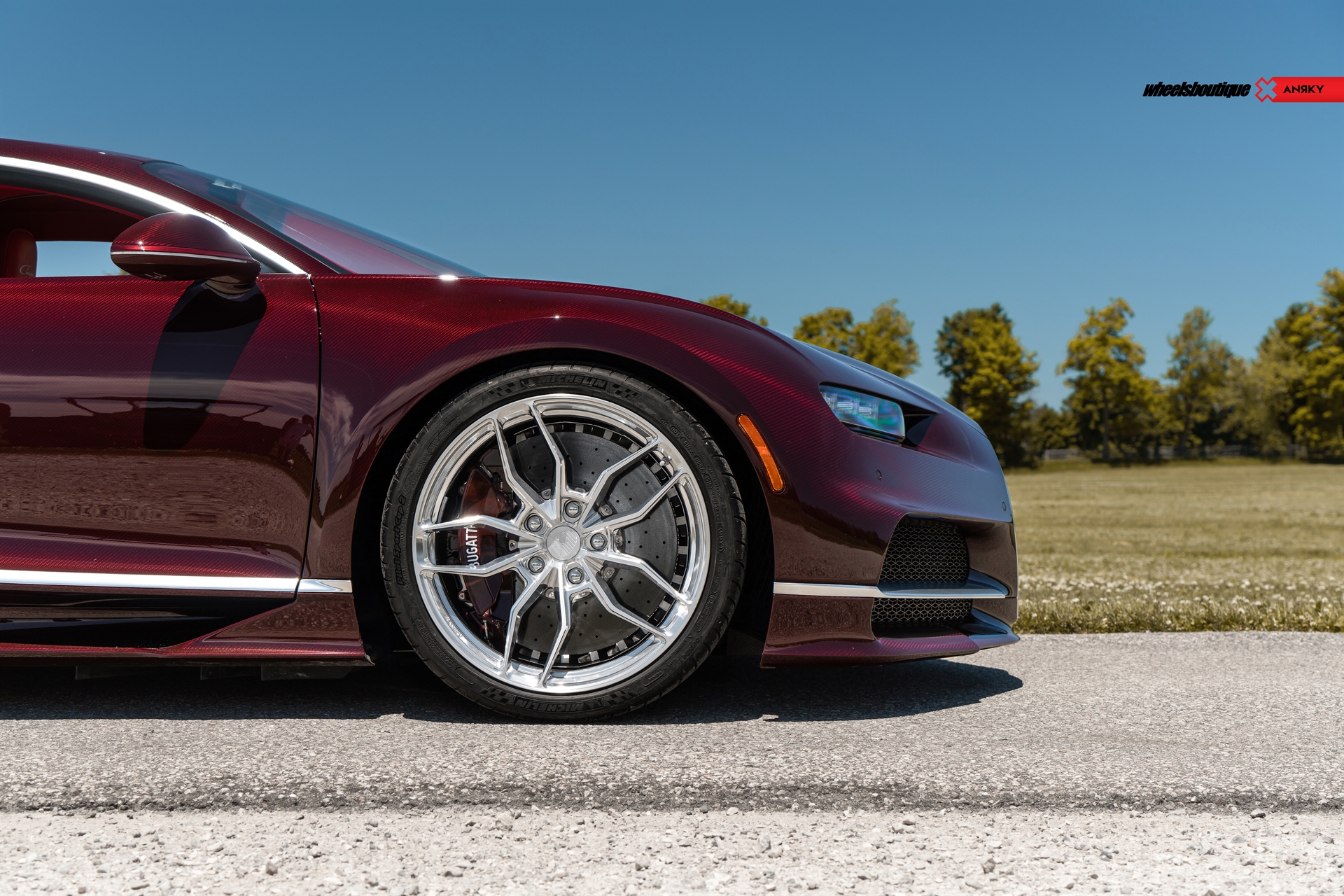 Bugatti Chiron | on ANRKY AN11 | Brushed Clear Center + Polished Clear Windows
