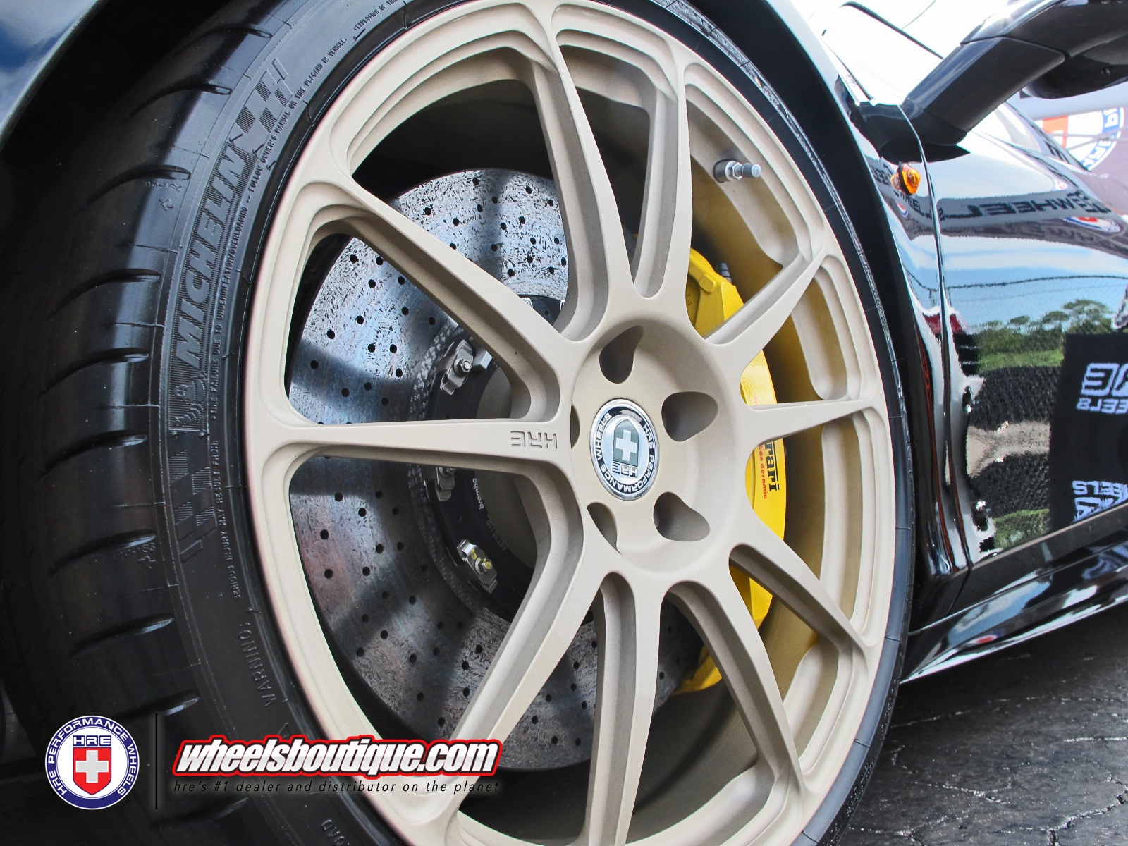 Ferrari 458 | Nero | on HRE P44SC | Satin Titanium