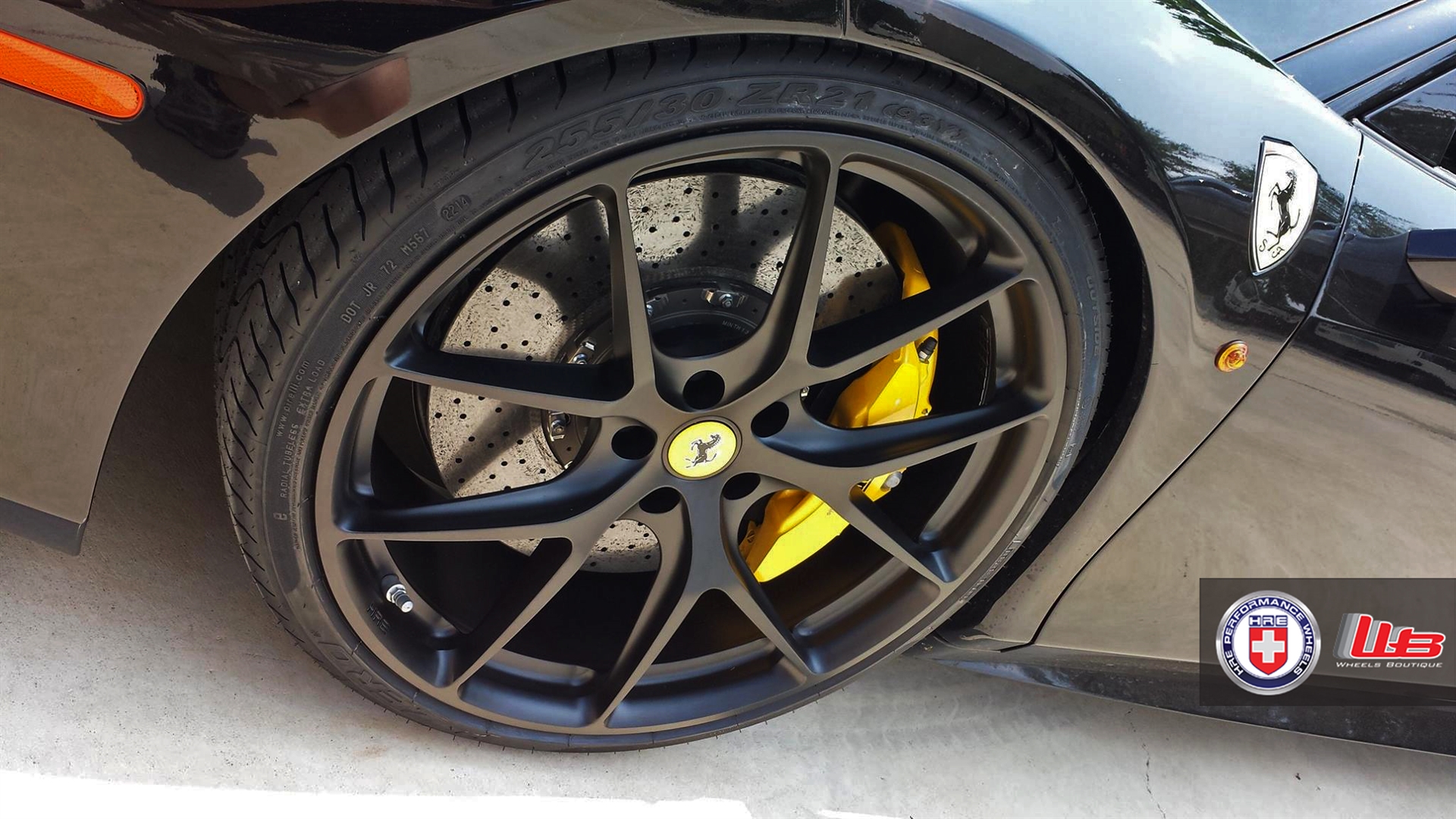 Ferrari 458b| Nero | on HRE P101 | Satin Black