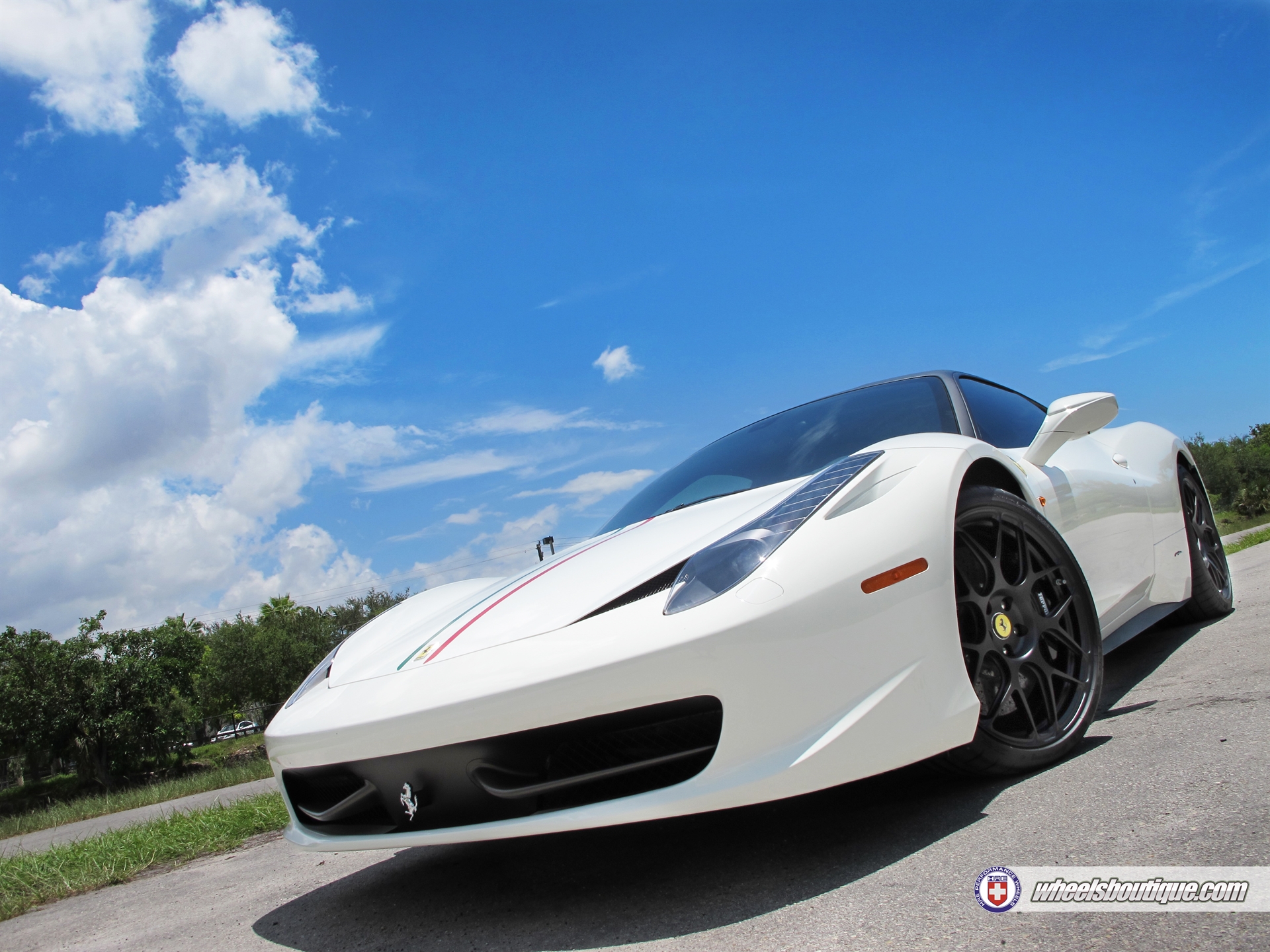 Ferrari 458 | Bianco Avus | Satin Black | P40SC