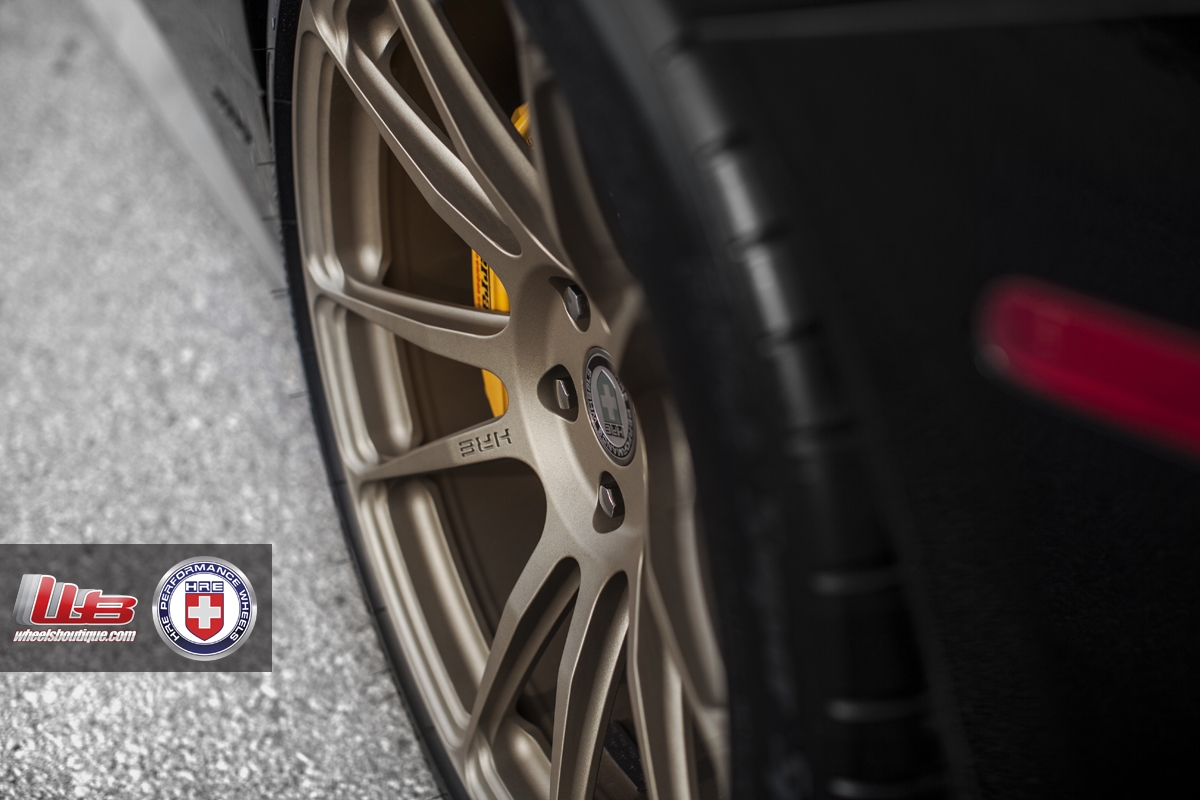 Ferrari 458 | Nero | on HRE P44SC | Satin Titanium