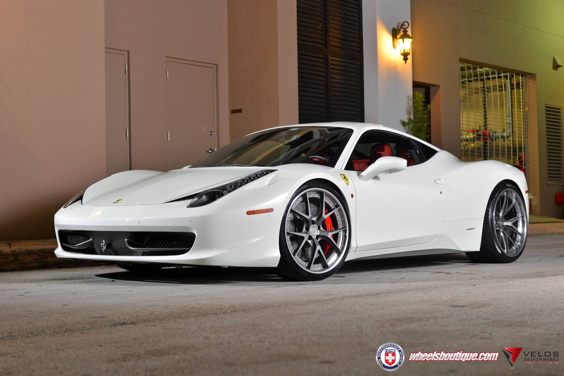 Ferrari 458 | Bianco Avus | On HRE S101 | Gloss Charcoal