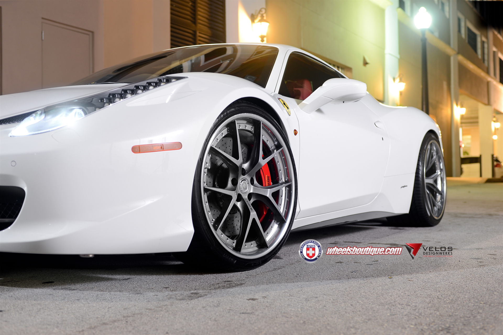 Ferrari 458 | Bianco Avus | On HRE S101 | Gloss Charcoal