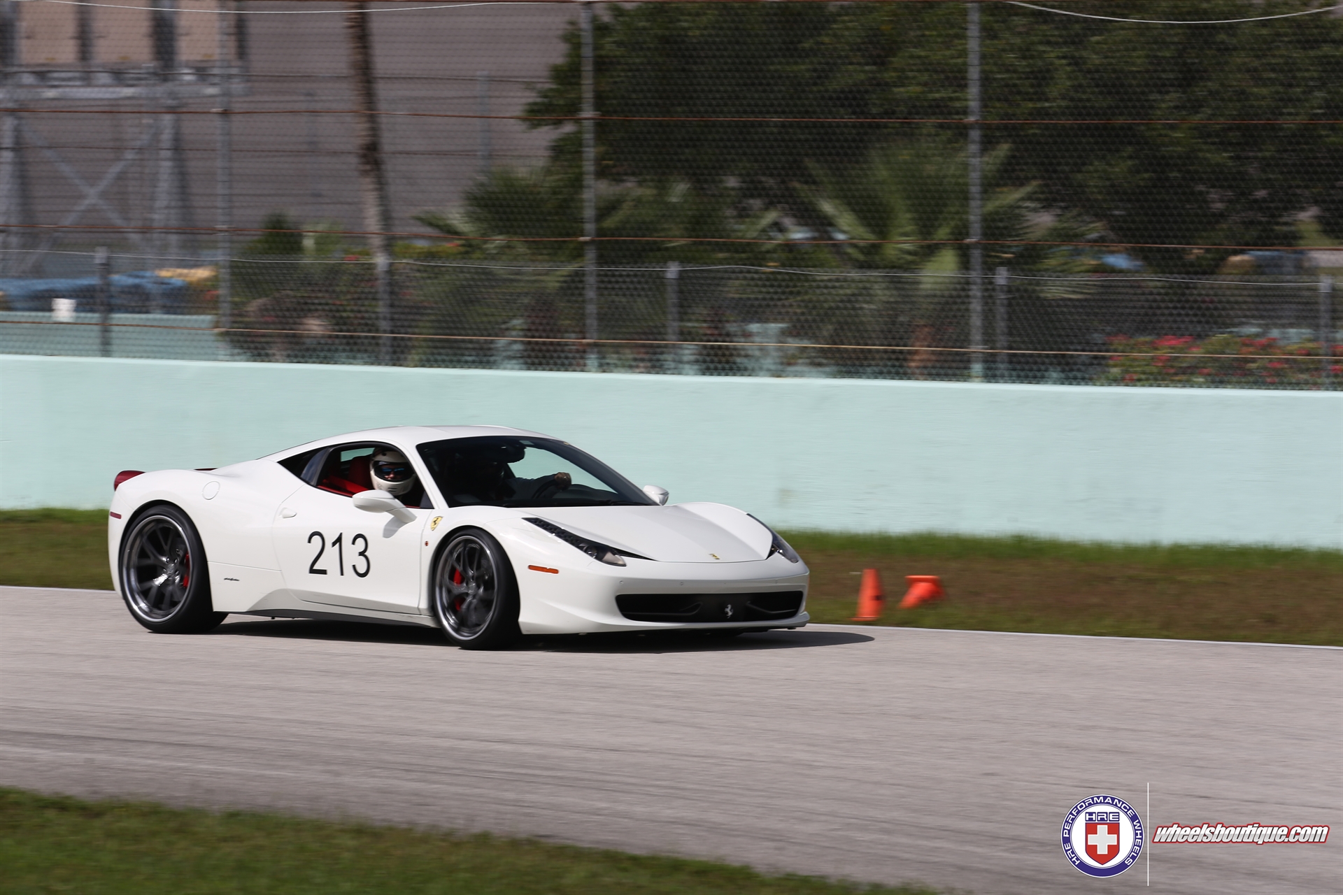 Ferrari 458 | Bianco Avus | On HRE S101 | Satin Charcoal