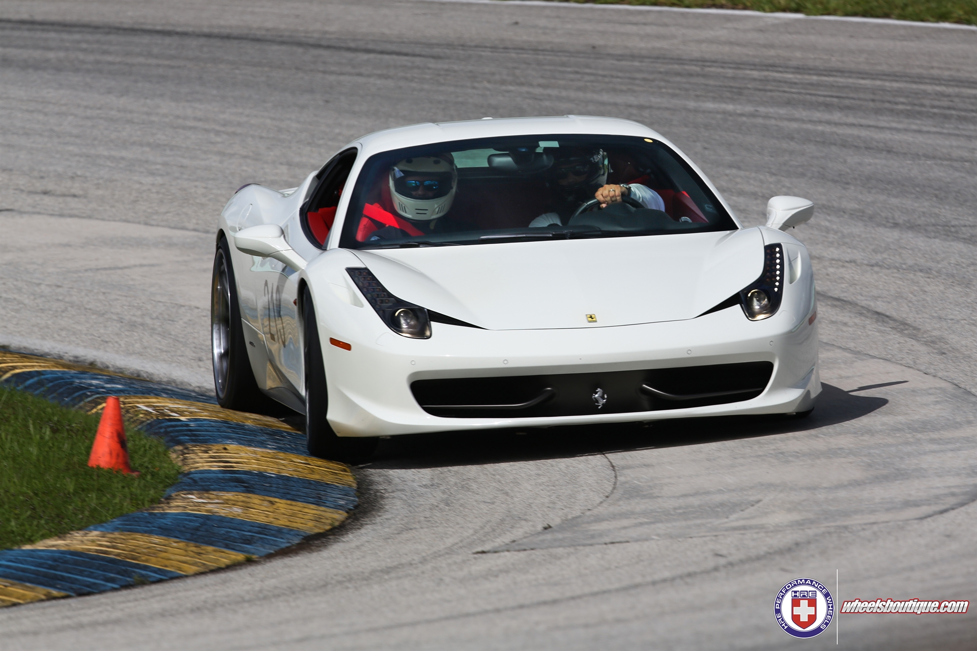 Ferrari 458 | Bianco Avus | On HRE S101 | Satin Charcoal