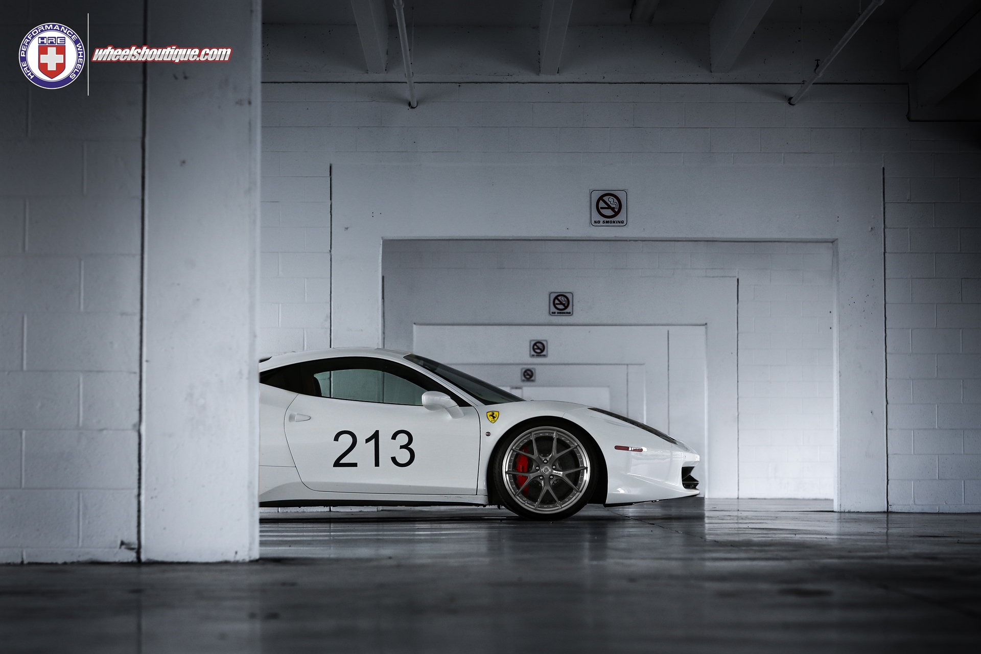 Ferrari 458 | Bianco Avus | On HRE S101 | Satin Charcoal