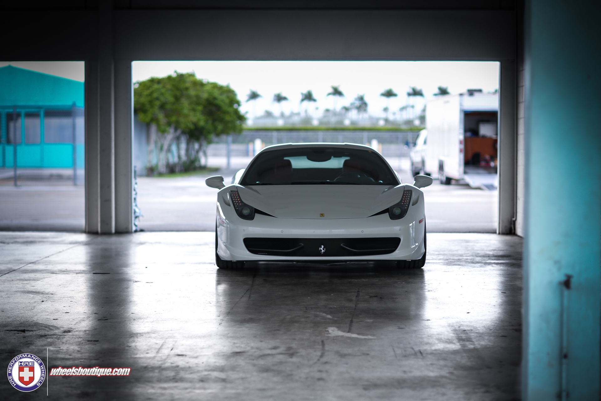 Ferrari 458 | Bianco Avus | On HRE S101 | Satin Charcoal
