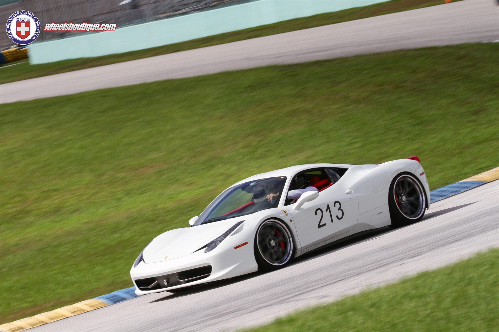 Ferrari 458 | Bianco Avus | On HRE S101 | Satin Charcoal