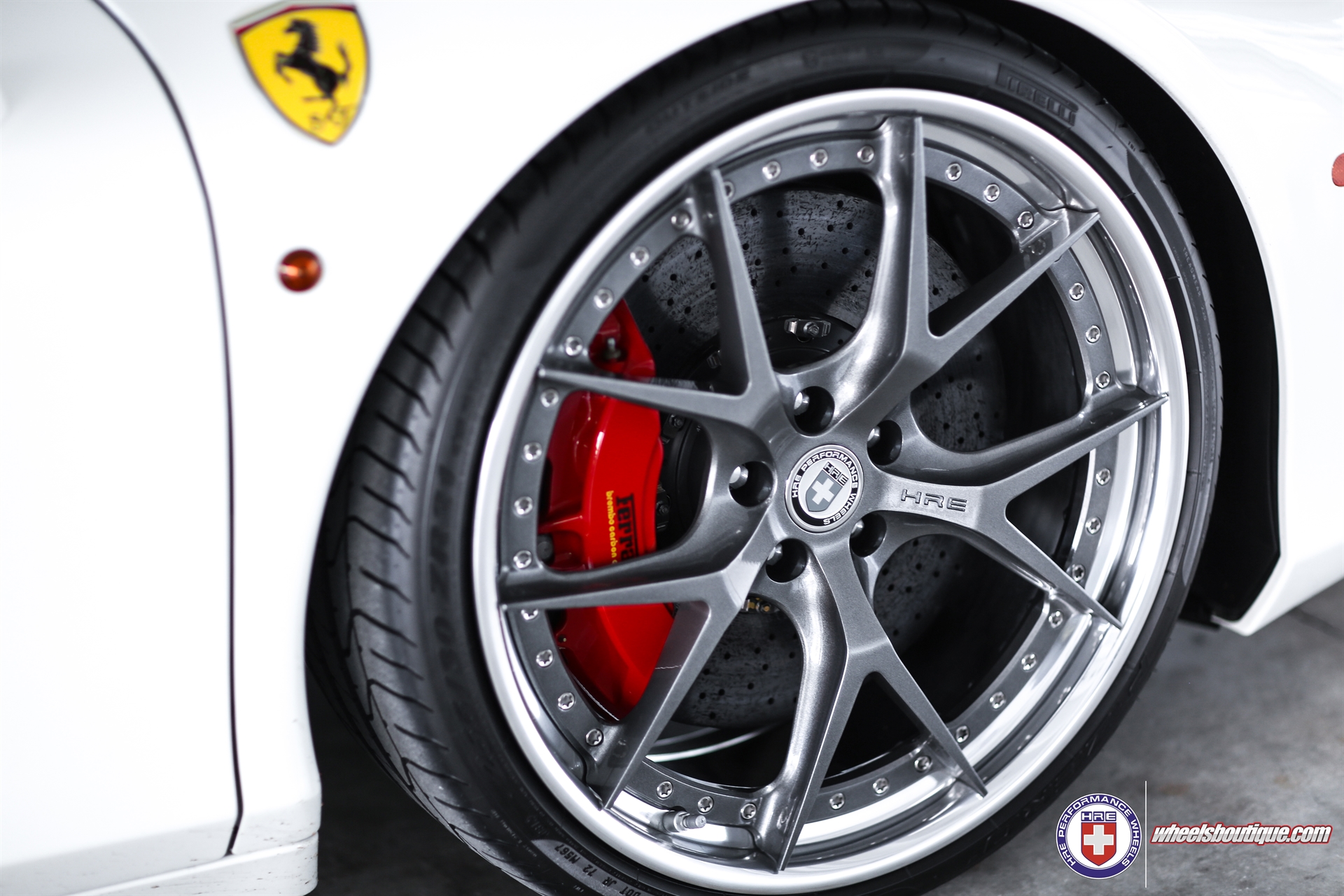 Ferrari 458 | Bianco Avus | On HRE S101 | Satin Charcoal